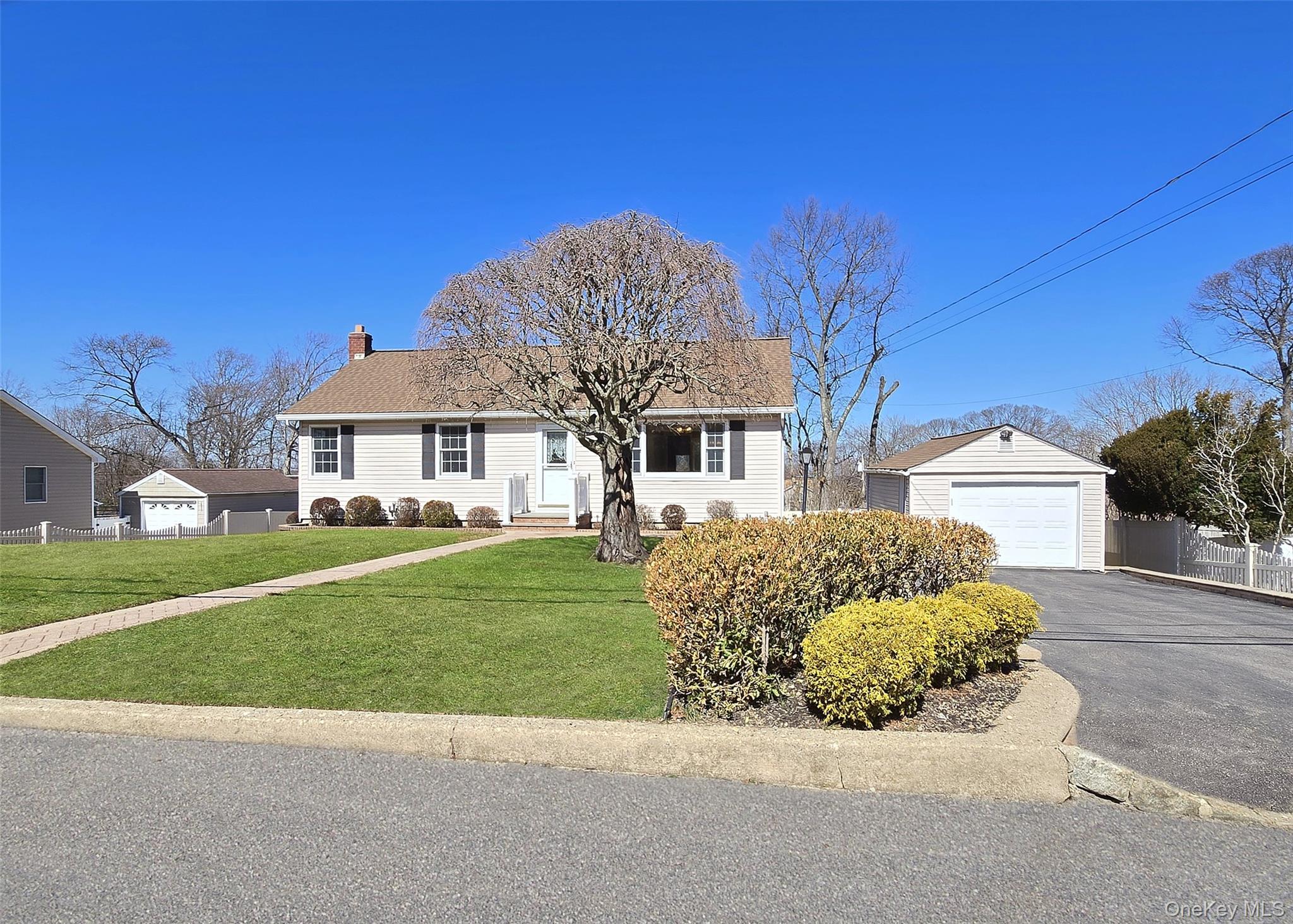 #1 photo, 5 Hancock Street, 롱 아일랜드 Smithtown , NY 11787