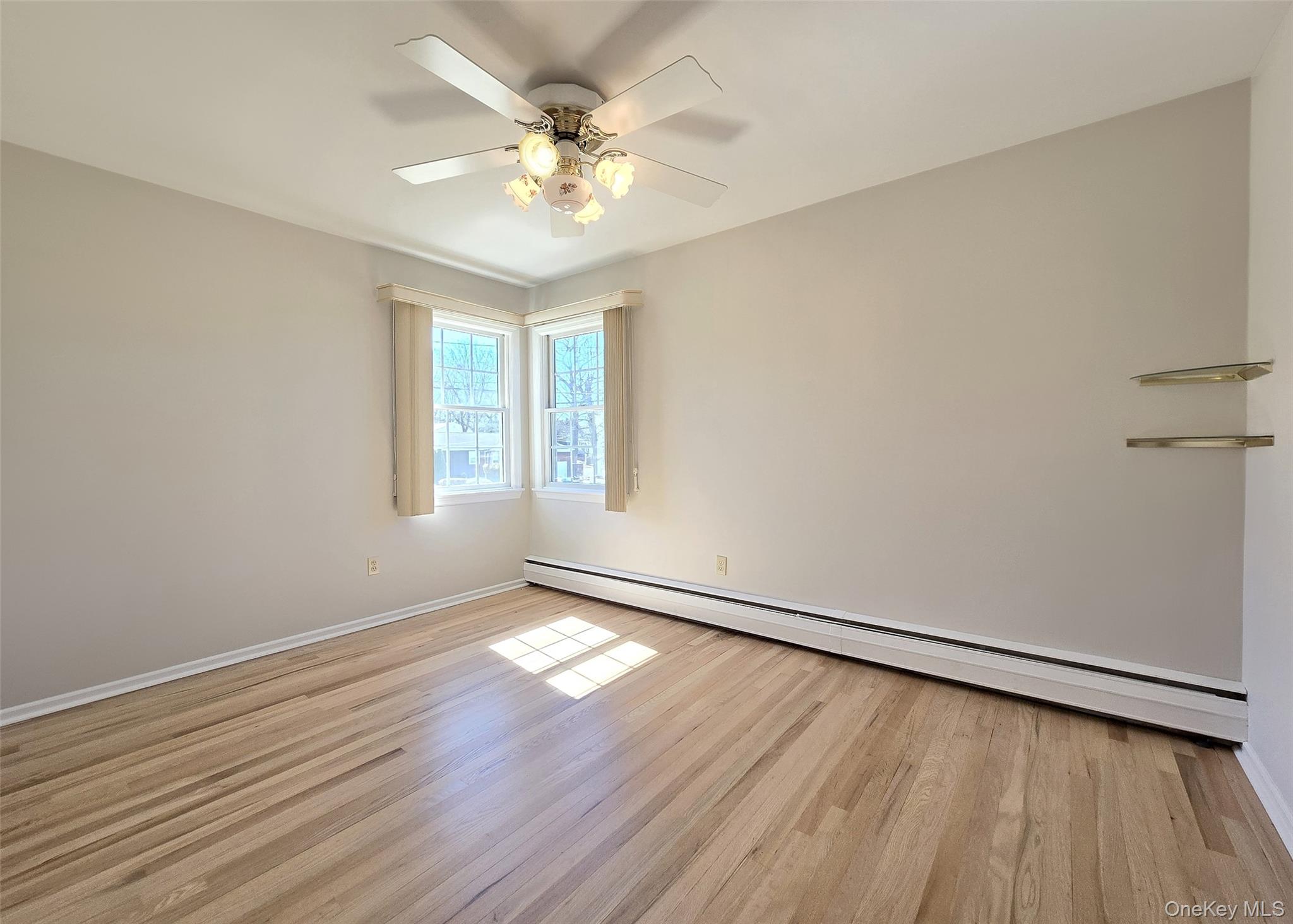 #7 photo, 5 Hancock Street, 롱 아일랜드 Smithtown , NY 11787