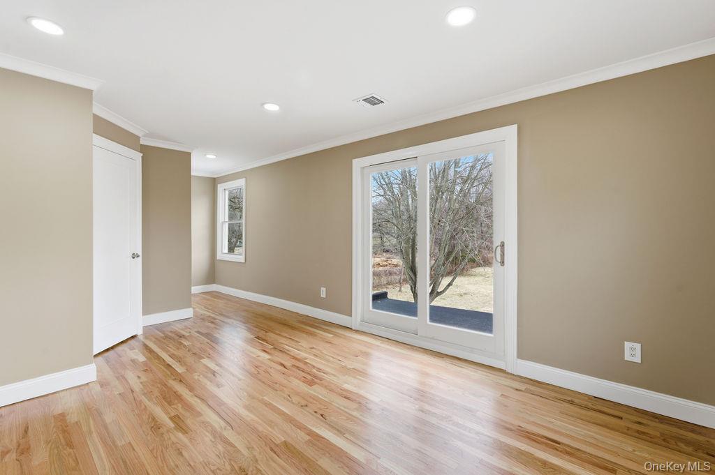 #18 photo, 357 Deer Park Road, সাফোক কাউন্টি Dix Hills , NY 11746