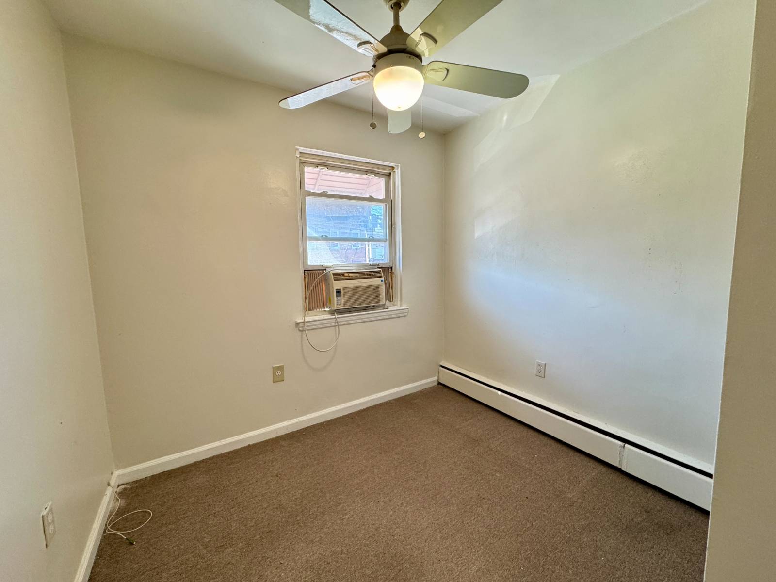 #11 photo, 526 Underhill Ave, #2F, ब्रोंक्स Clason Point , NY 10473