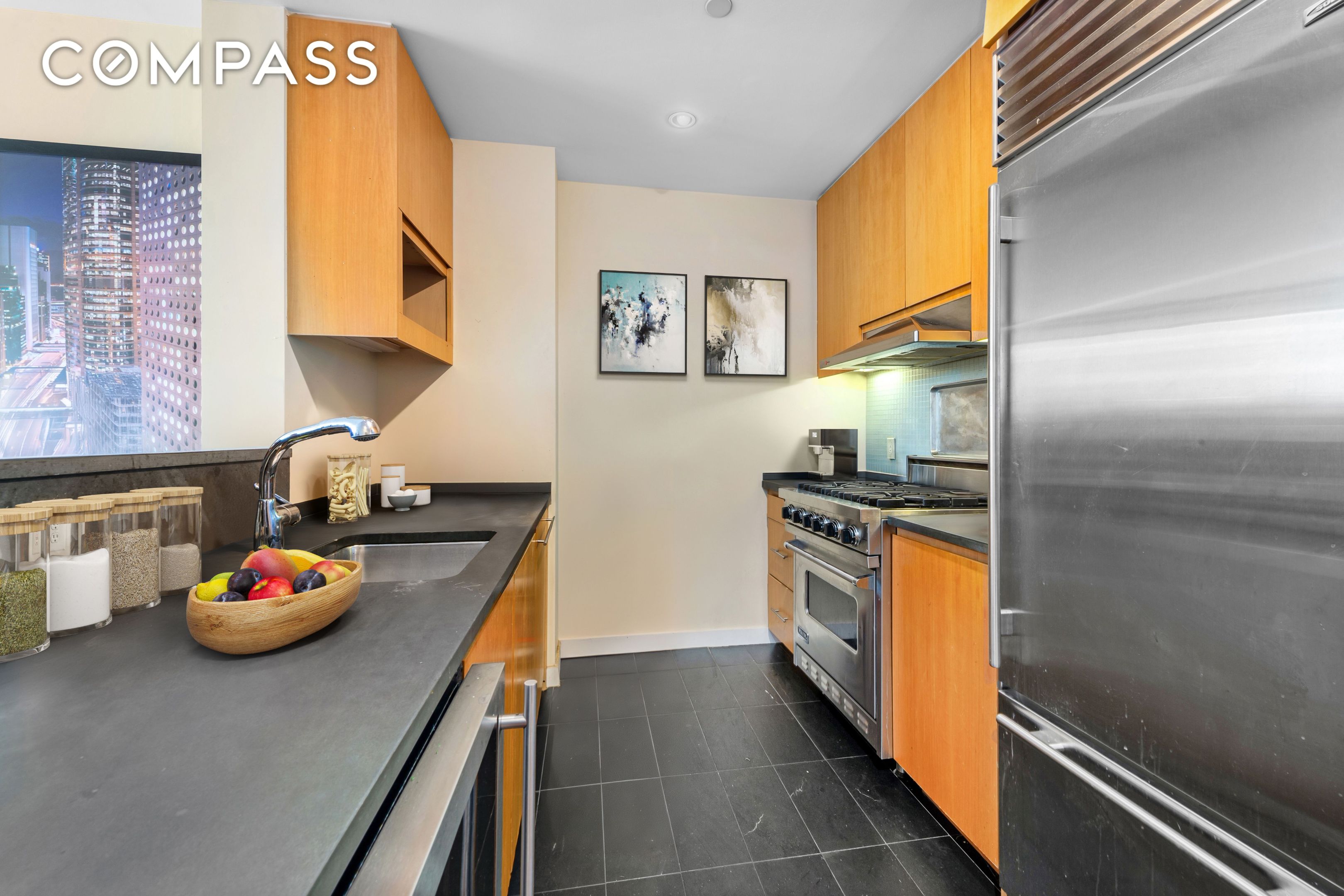 #4 photo, 255 Hudson Street, Манхэттен ‖ Hudson Square , NY 10013