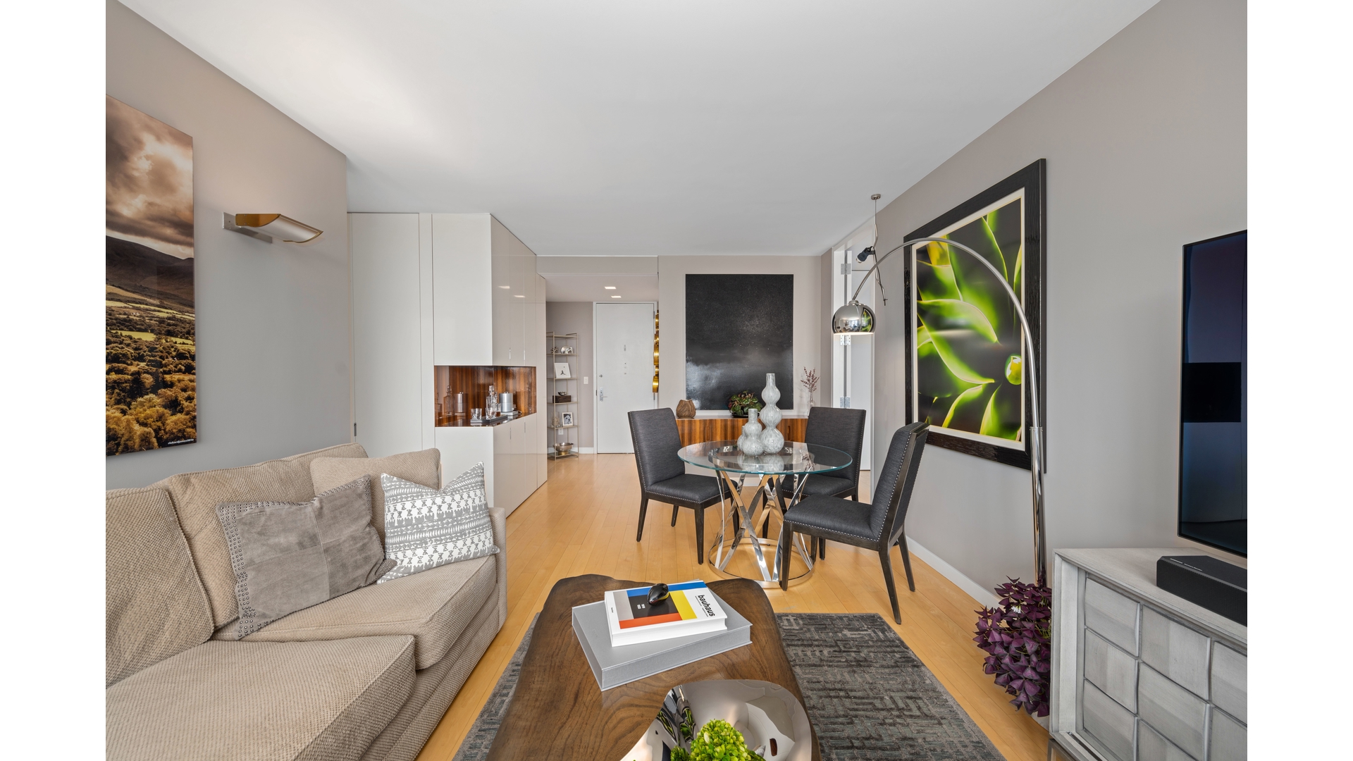 #7 photo, 111 W 67TH Street, Lincoln Square , NY 10023