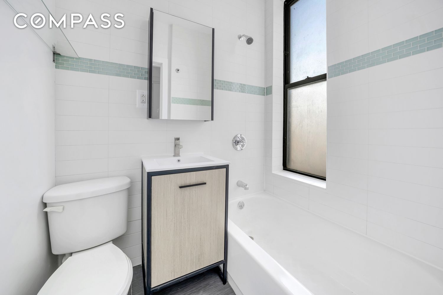 #5 photo, 66 W 138th Street, Central Harlem , NY 10037