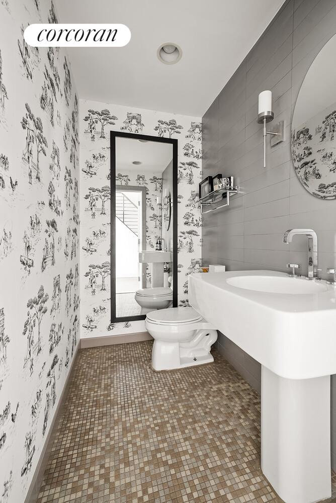 #18 photo, 146 W 119TH Street, South Harlem , NY 10026