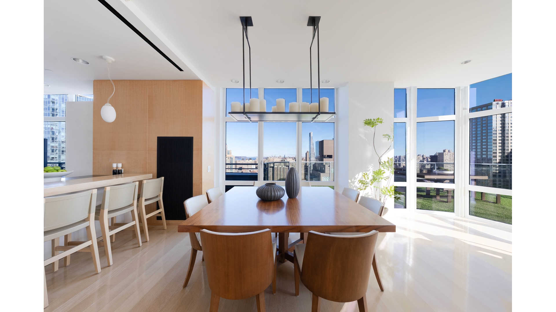 #13 photo, 555 W 59TH Street, Манхэттен ‖ Lincoln Square , NY 10019