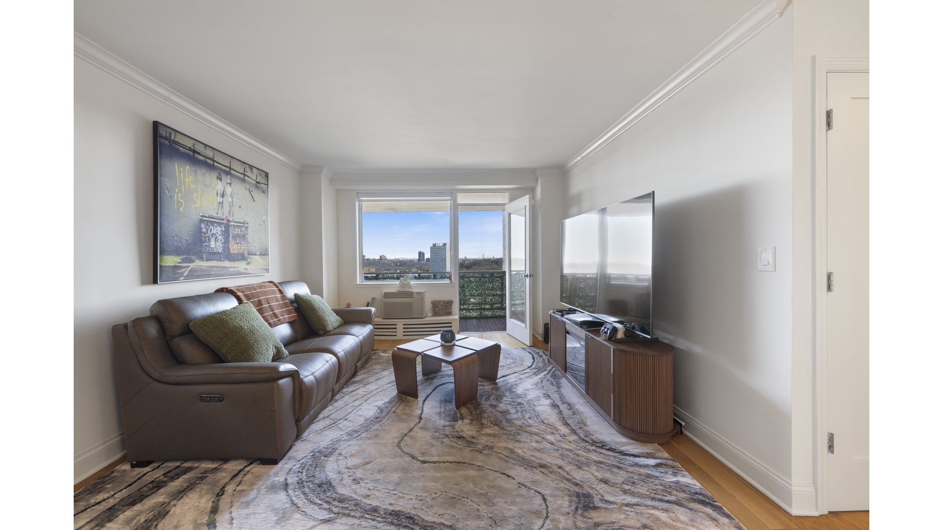 #1 photo, 5800 ARLINGTON Avenue, Бронкс ‖ North Riverdale , NY 10471