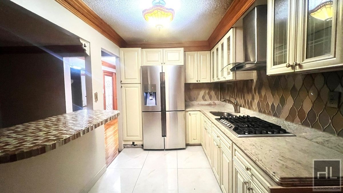 #1 photo, 466 Berriman Street, 브루클린 East New York , NY 11208