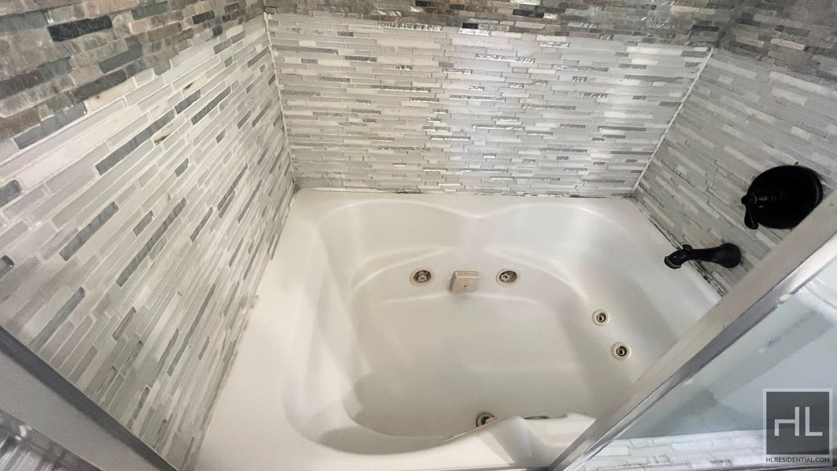 #15 photo, 466 Berriman Street, 브루클린 East New York , NY 11208