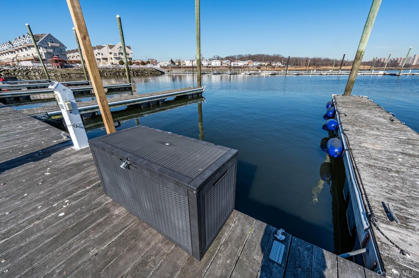 #16 photo, 1490 Outlook Avenue, Bronx , NY 10465