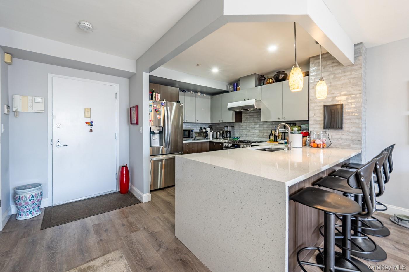 #4 photo, 1490 Outlook Avenue, Bronx , NY 10465