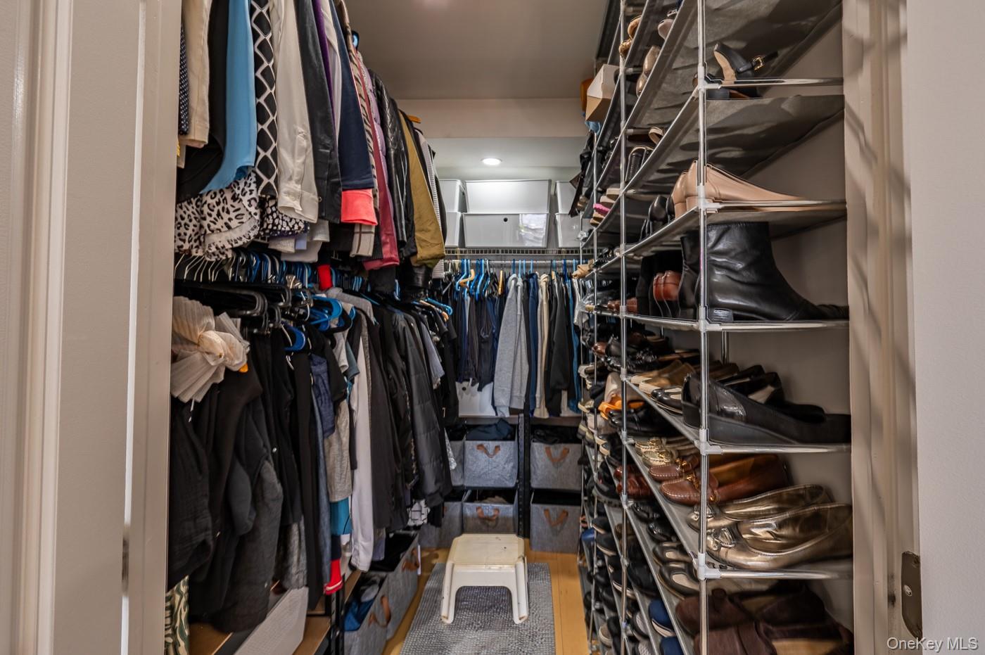 #9 photo, 1490 Outlook Avenue, Bronx , NY 10465