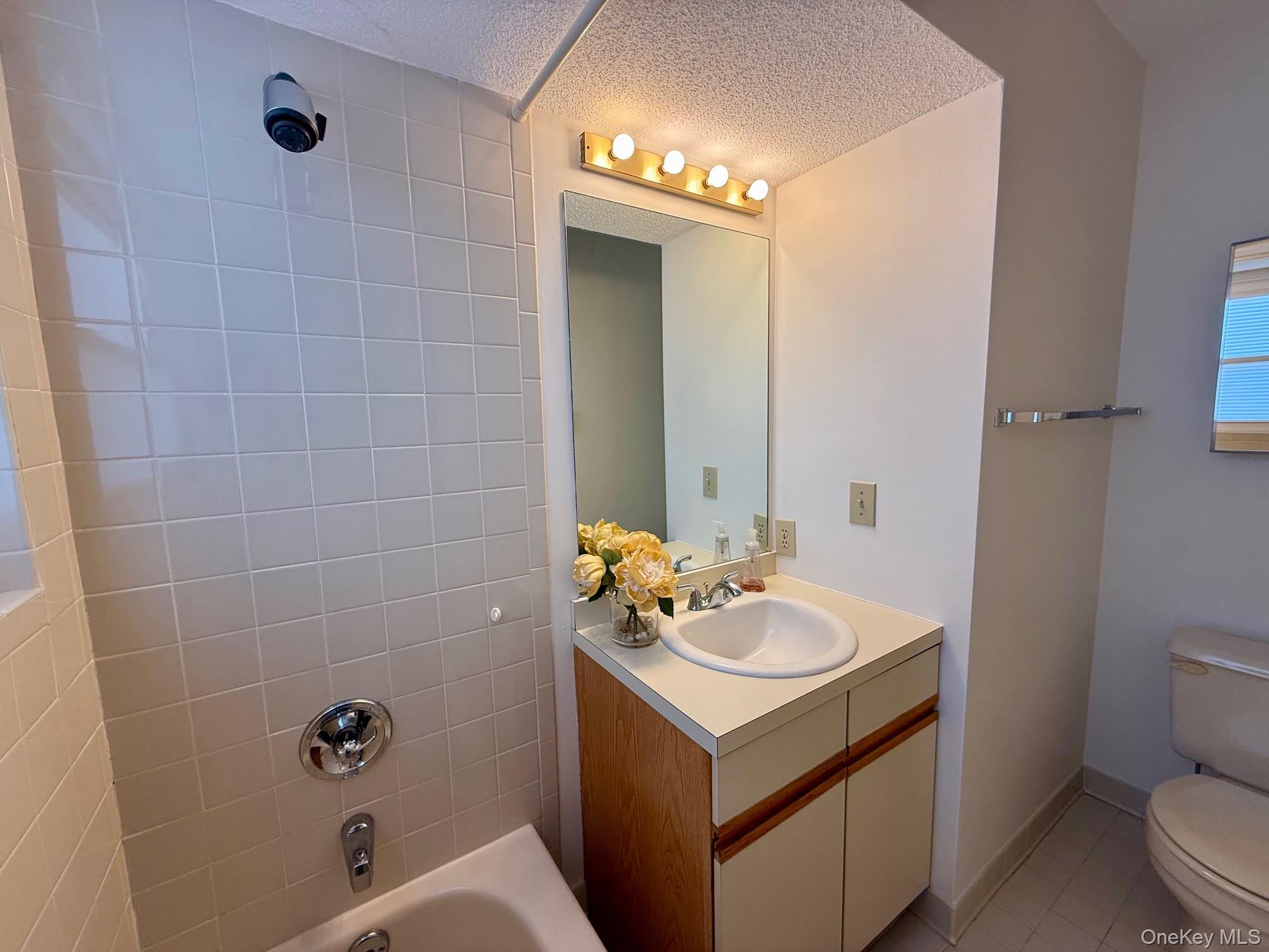 #15 photo, 14 Pond Drive, Rhinebeck , NY 12572