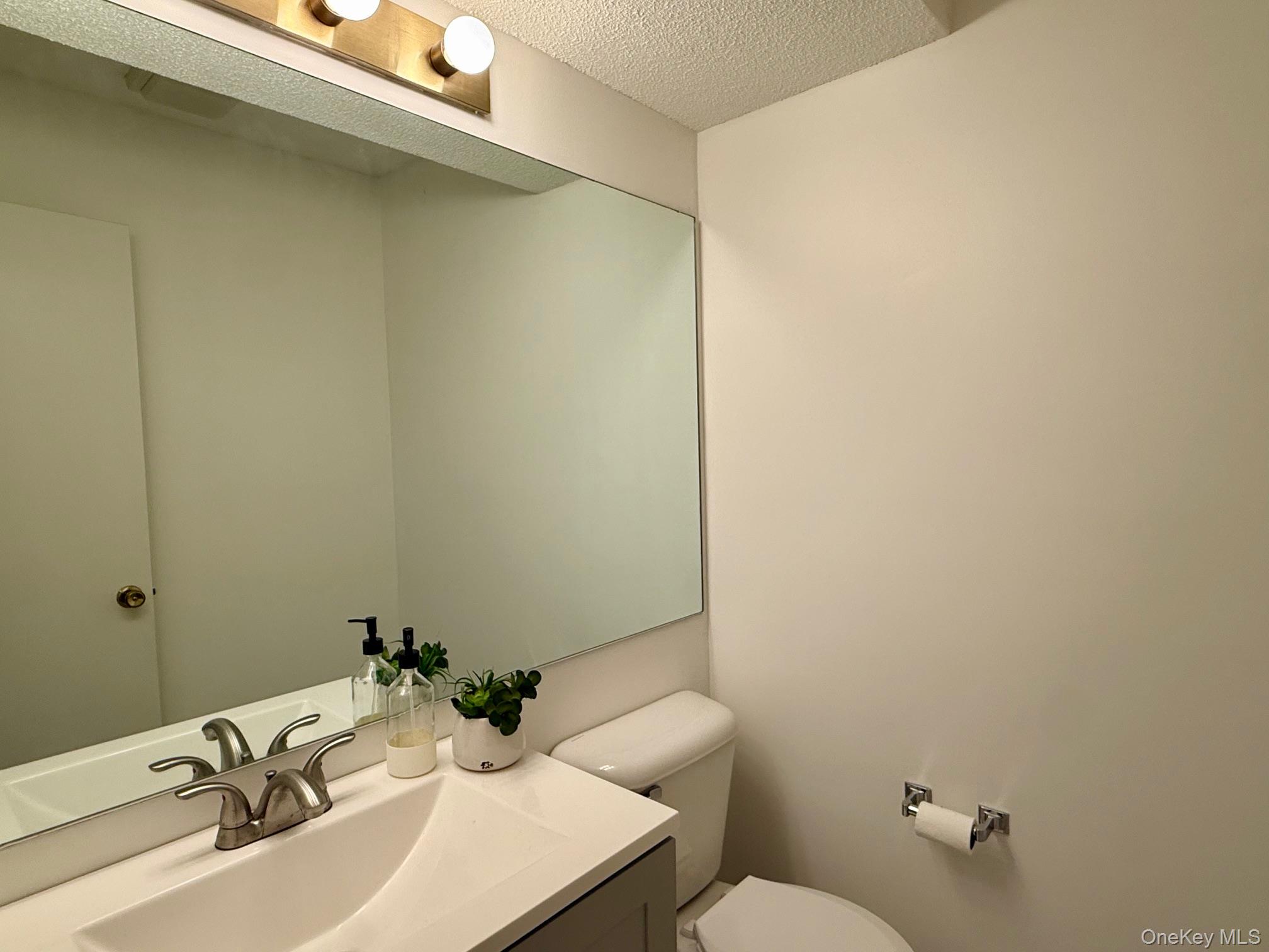 #5 photo, 14 Pond Drive, Rhinebeck , NY 12572