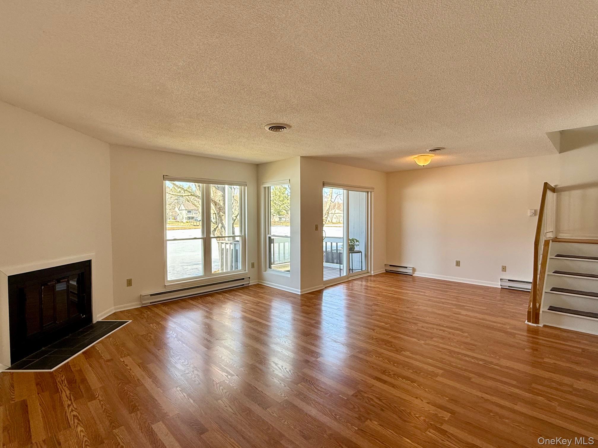 #6 photo, 14 Pond Drive, Rhinebeck , NY 12572