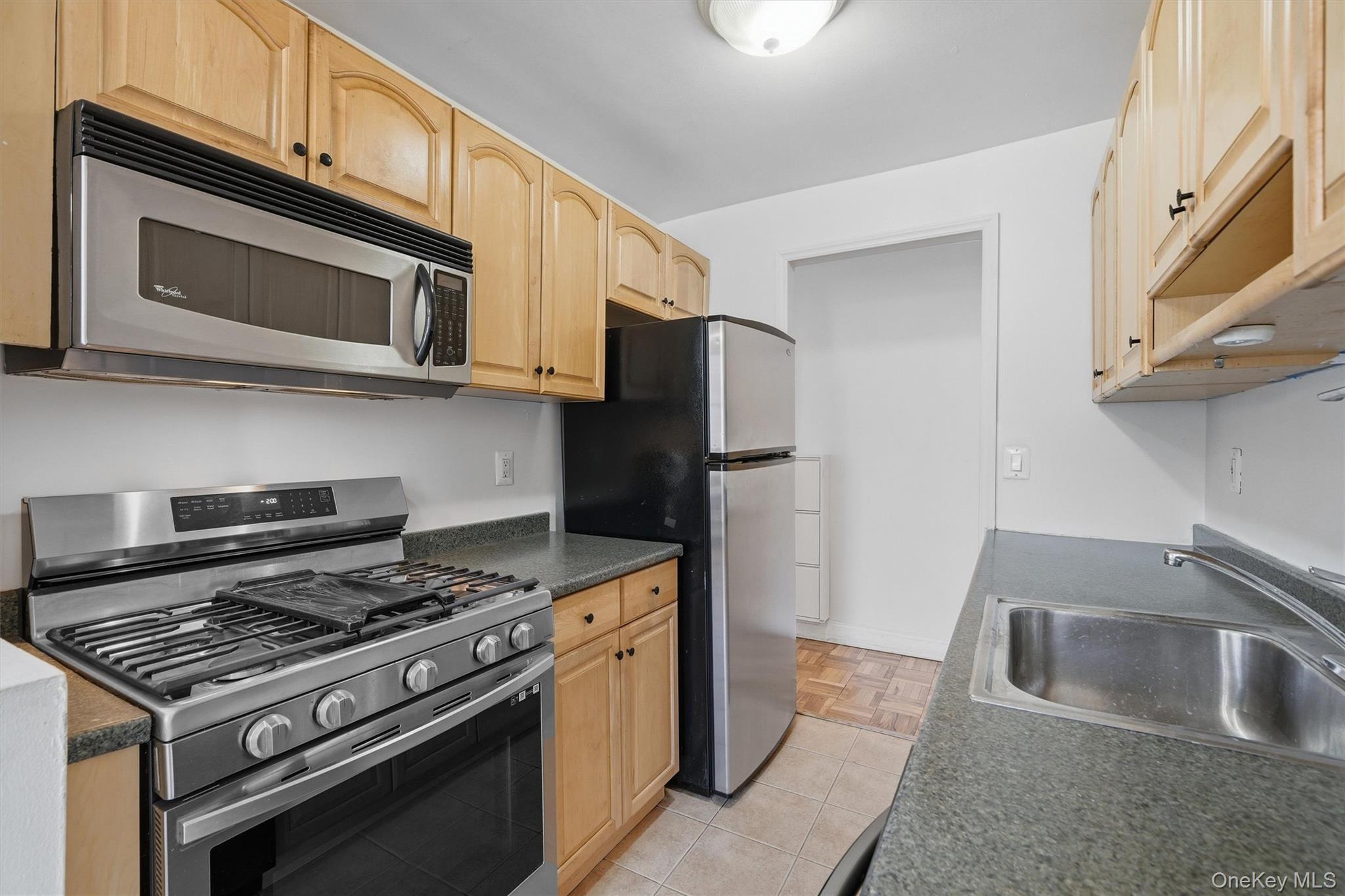 #13 photo, 505 Central Avenue, 뉴욕주 White Plains , NY 10606