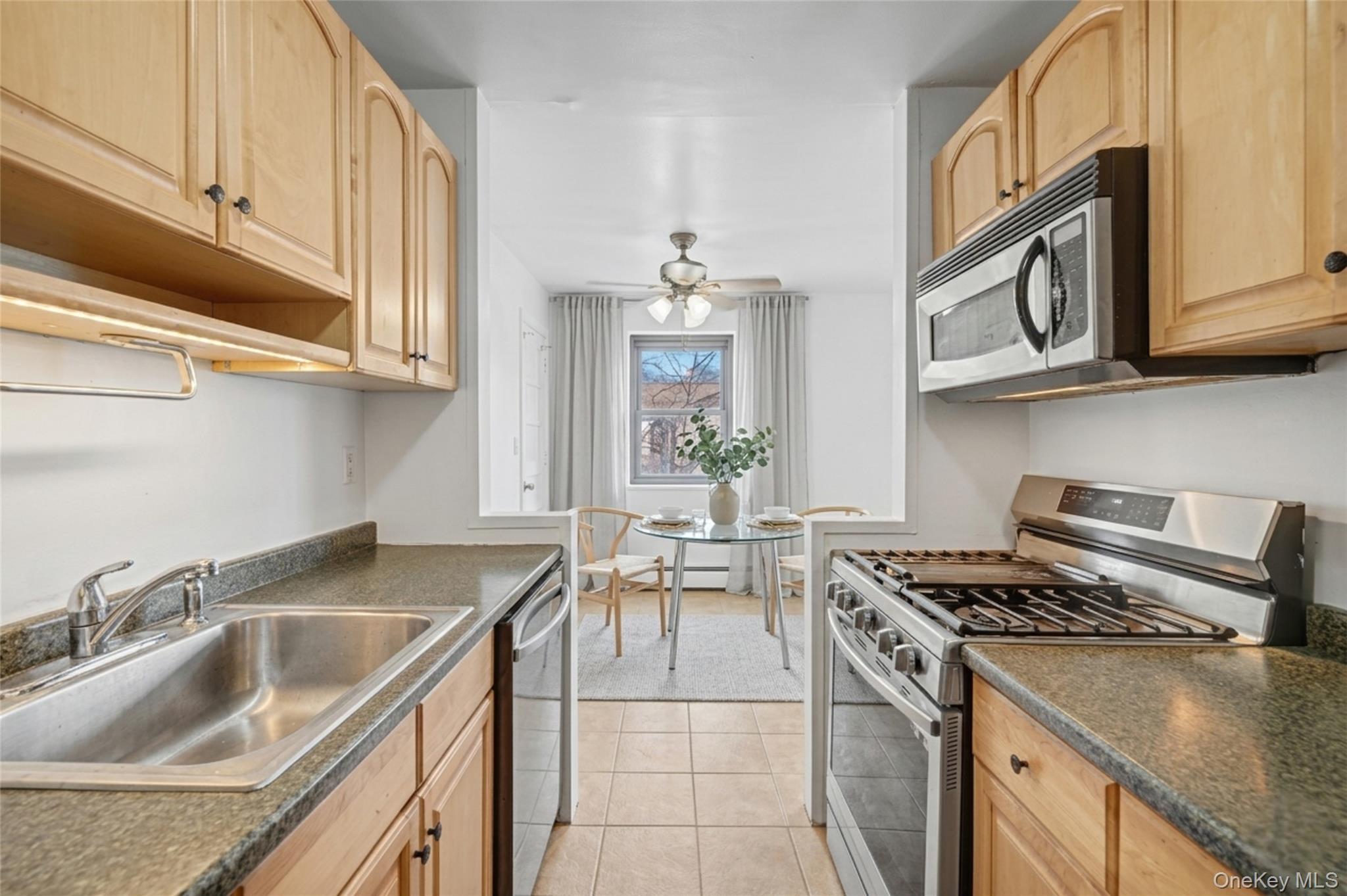 #15 photo, 505 Central Avenue, 뉴욕주 White Plains , NY 10606