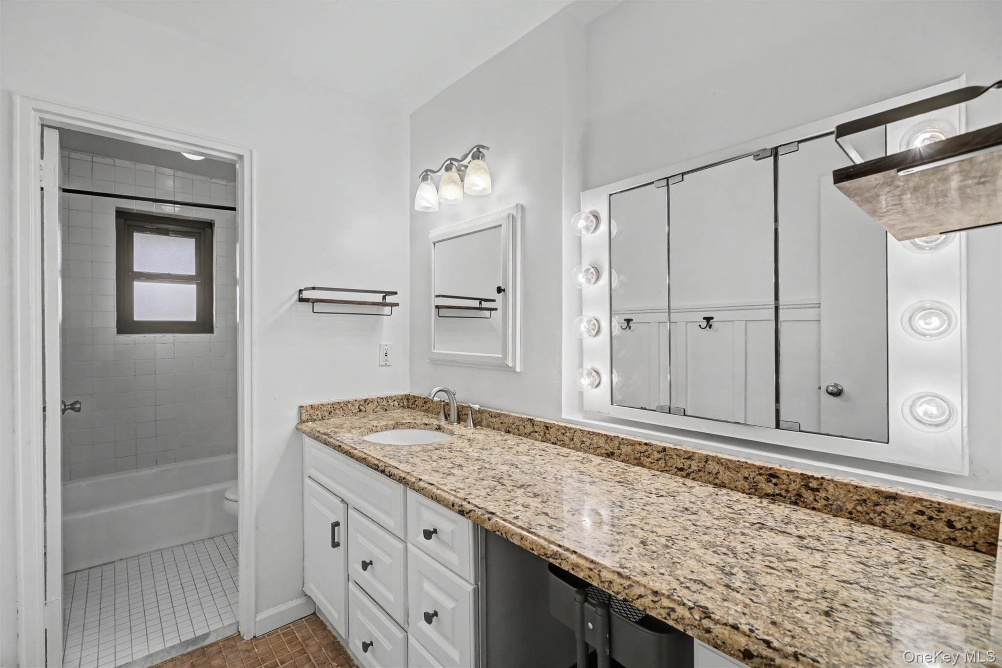 #20 photo, 505 Central Avenue, 뉴욕주 White Plains , NY 10606