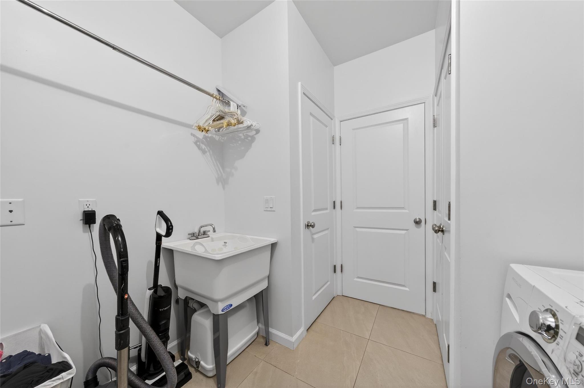 #20 photo, 3 melitz, Monroe , NY 10950