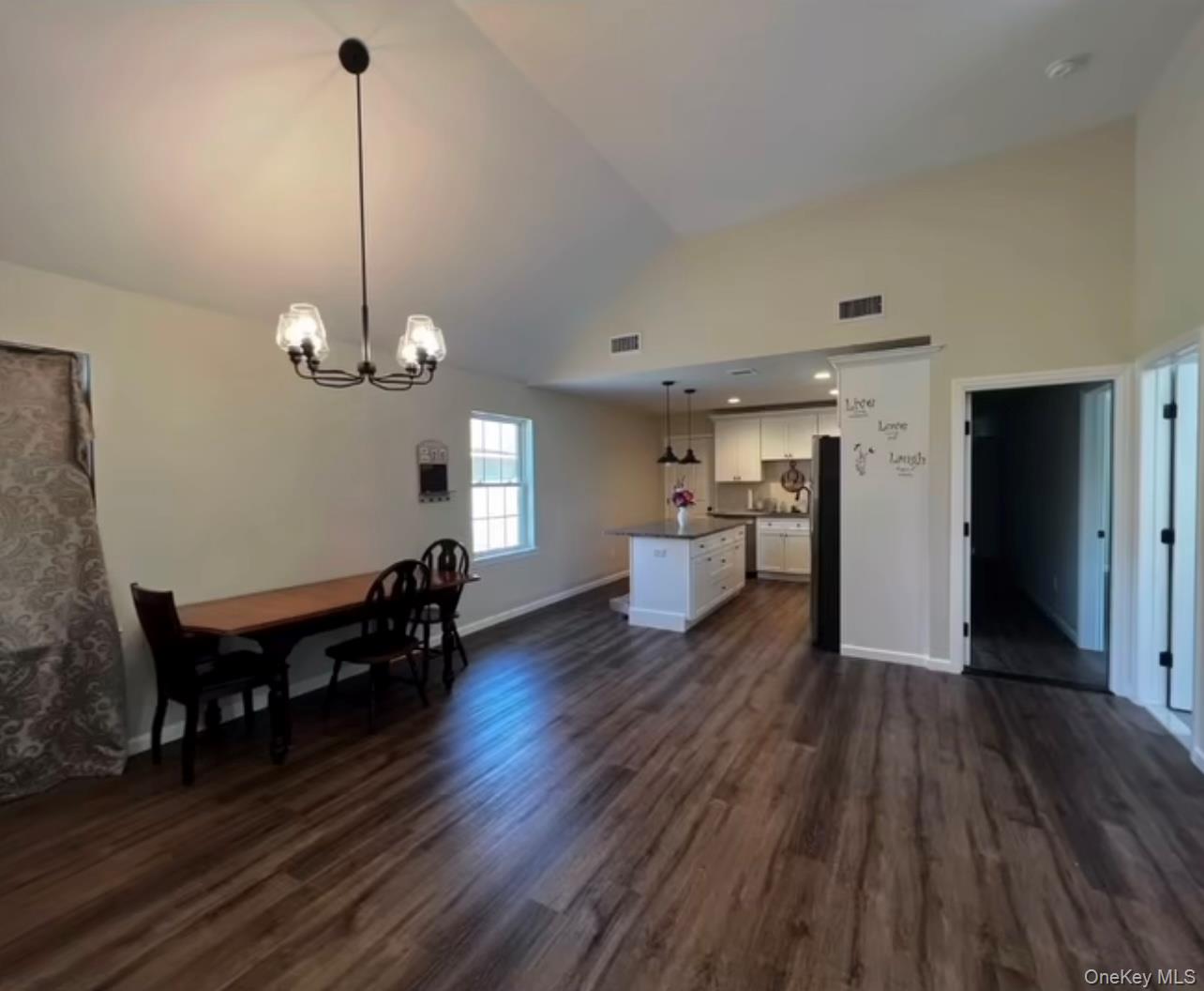 #2 photo, 118 Plains Road, 纽约州 Walden , NY 12586