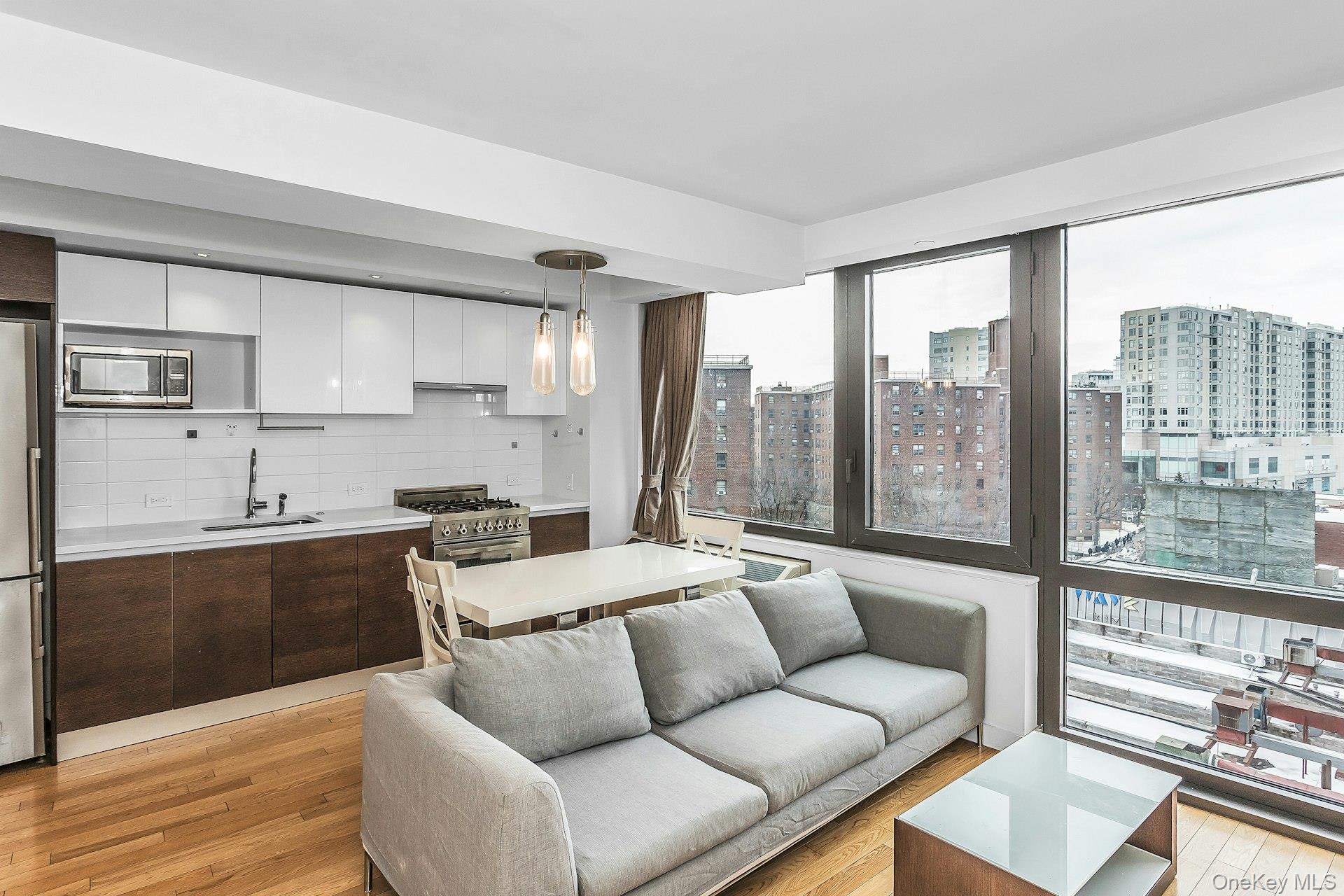 #11 photo, 39-16 Prince Street, 뉴욕퀸즈 Flushing , NY 11354