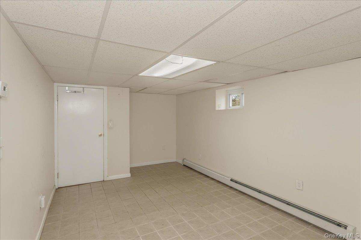 #19 photo, 505 N 1st Street, מחוז נסאו New Hyde Park , NY 11040