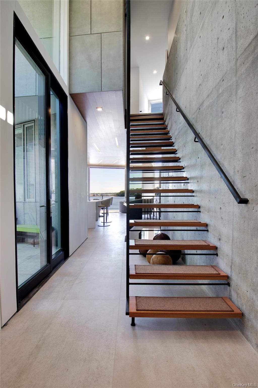 #10 photo, 75-34 West Shore Road, 롱 아일랜드 Port Washington , NY 11050