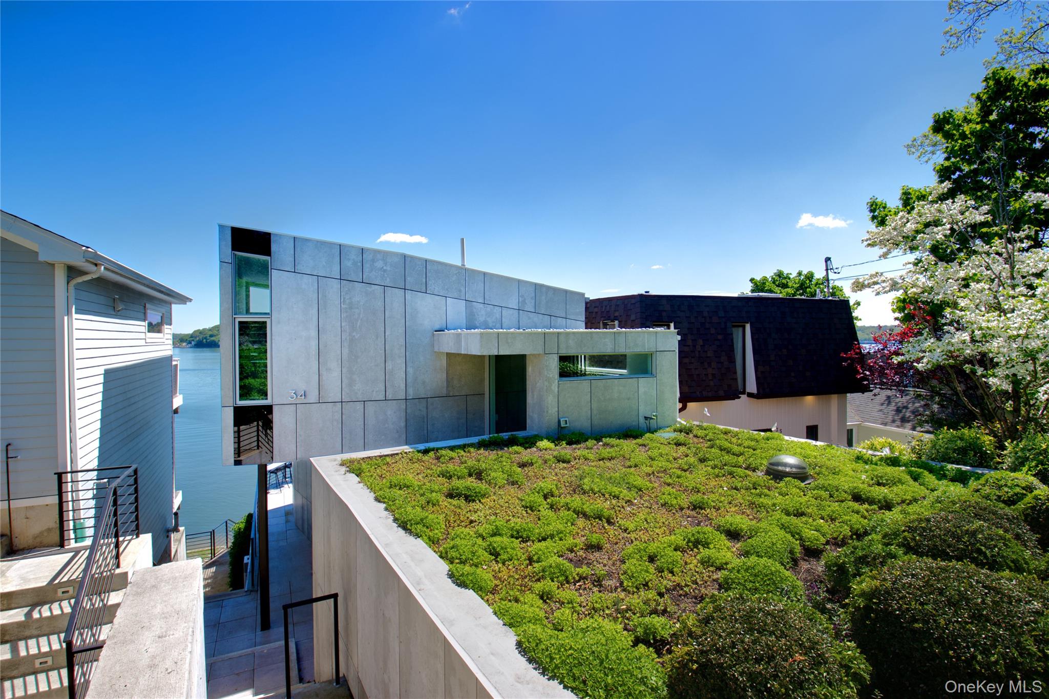 #20 photo, 75-34 West Shore Road, 롱 아일랜드 Port Washington , NY 11050