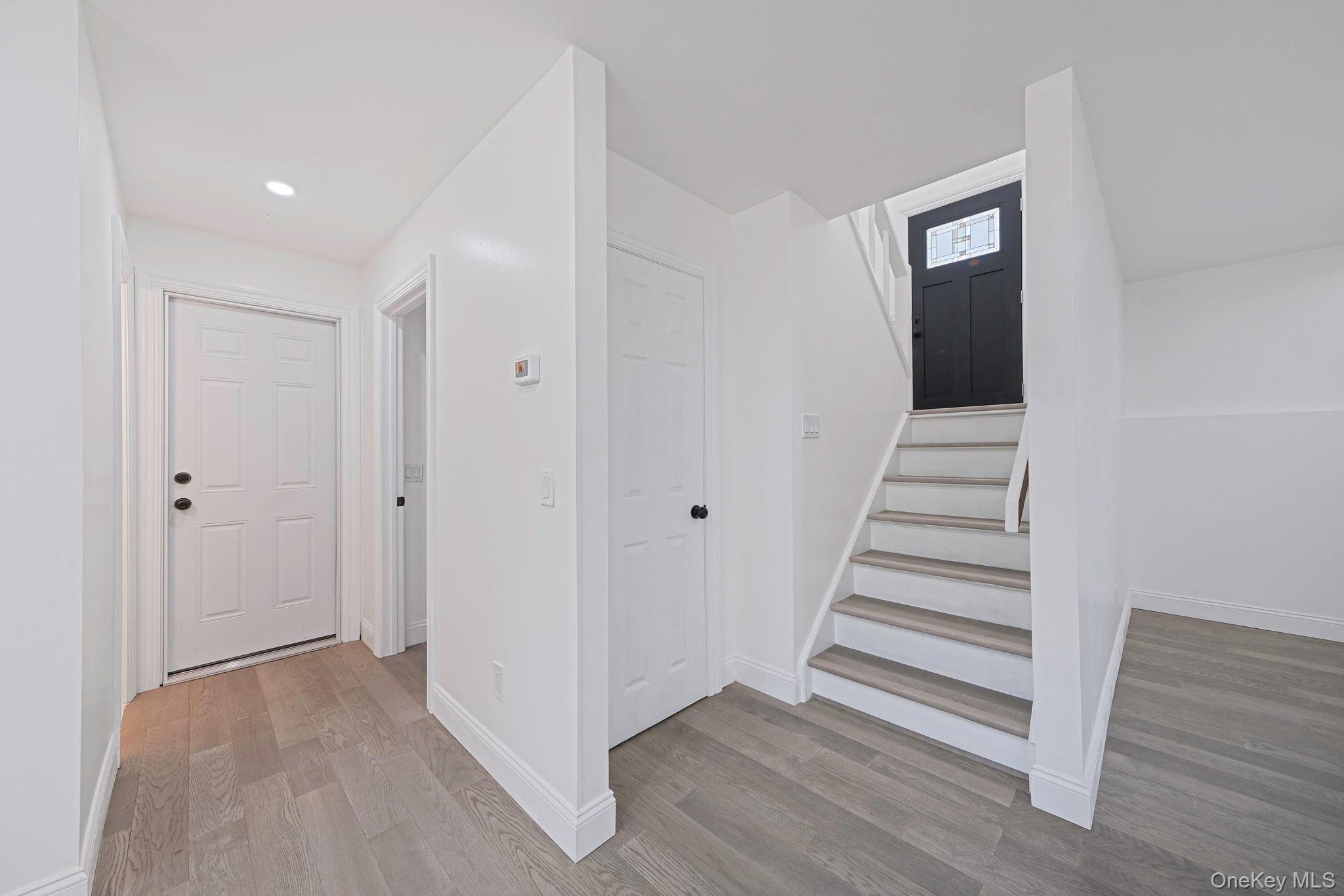 #18 photo, 38 Columbia Avenue, सफ़ोक काउंटी Westhampton , NY 11977