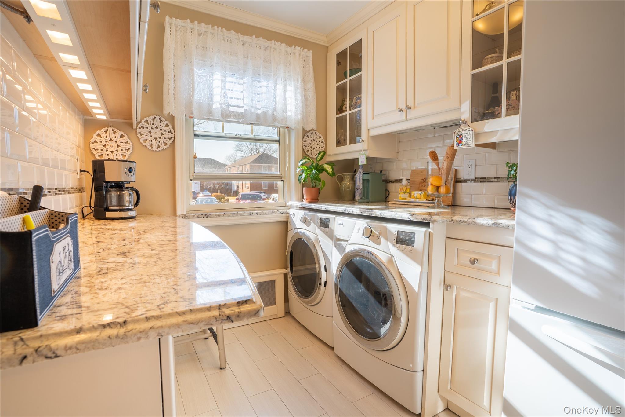 #1 photo, 252-42 60 Avenue, كوينز Little Neck , NY 11362