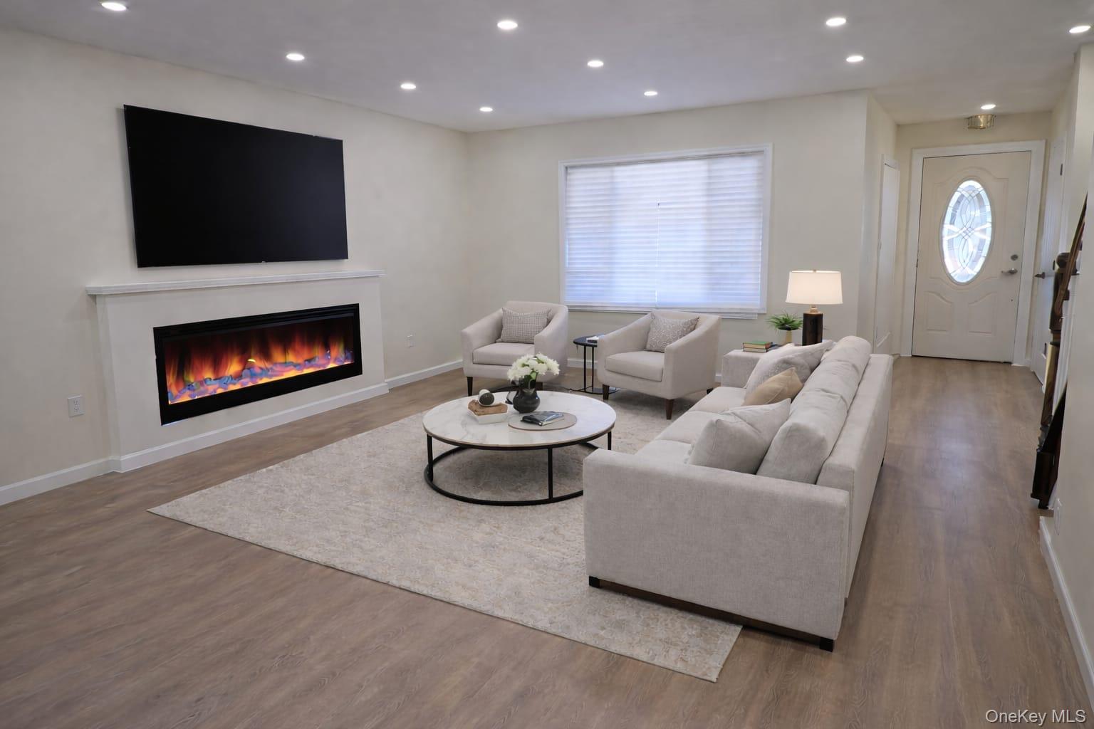 #18 photo, 131-28 225th Street, Laurelton , NY 11413