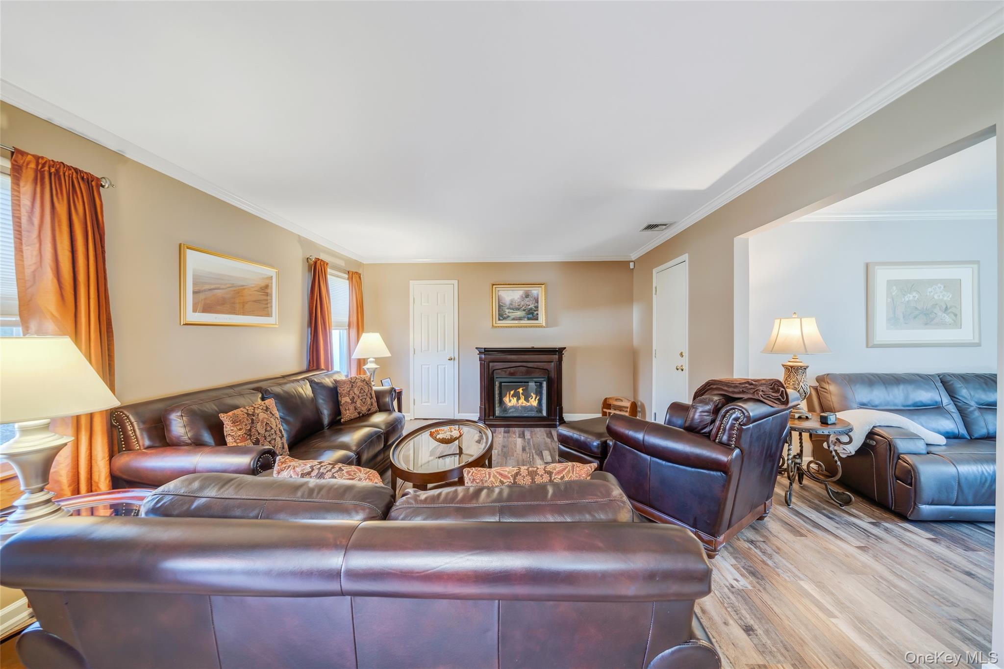 #16 photo, 7 Hemlock Road, מחוז סאפוק Mount Sinai , NY 11766