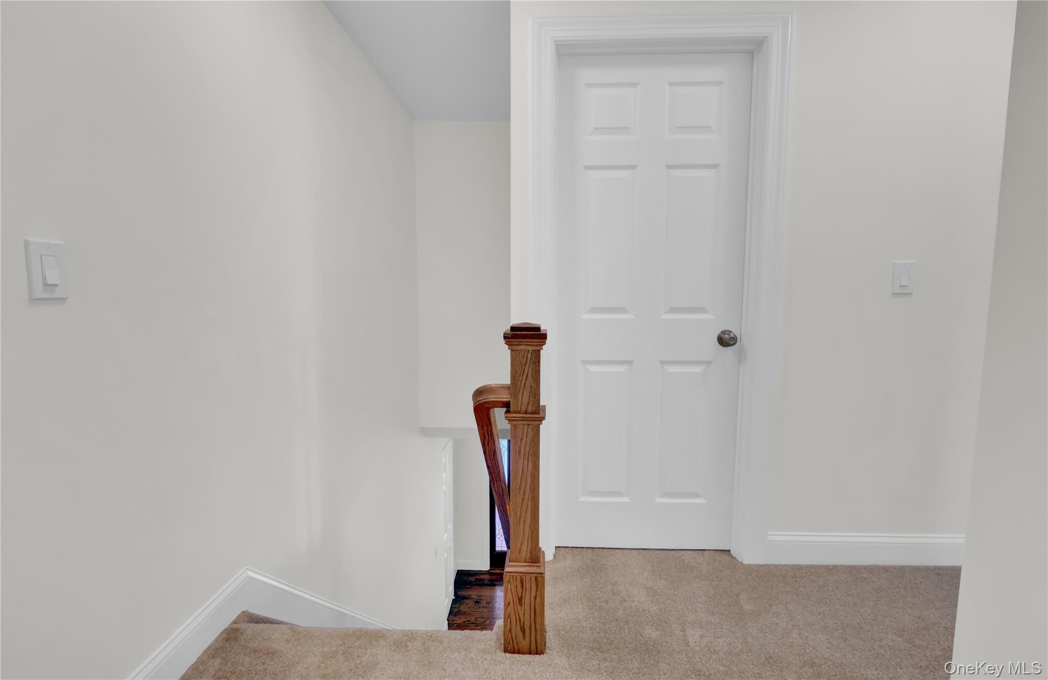 #10 photo, 2 Cheshire Drive, Farmingville , NY 11738