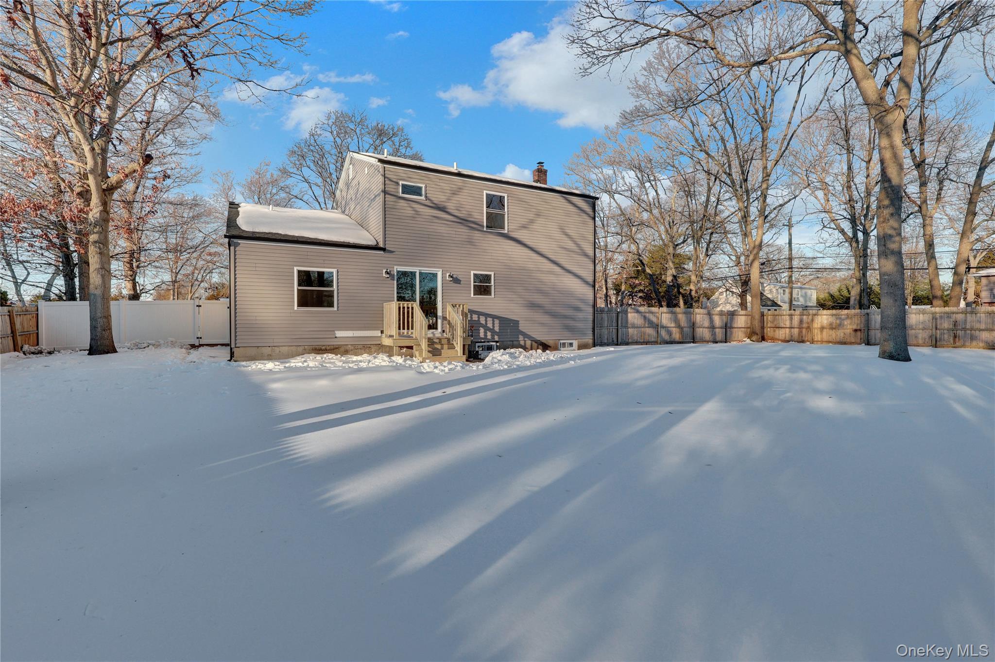 #18 photo, 2 Cheshire Drive, Farmingville , NY 11738