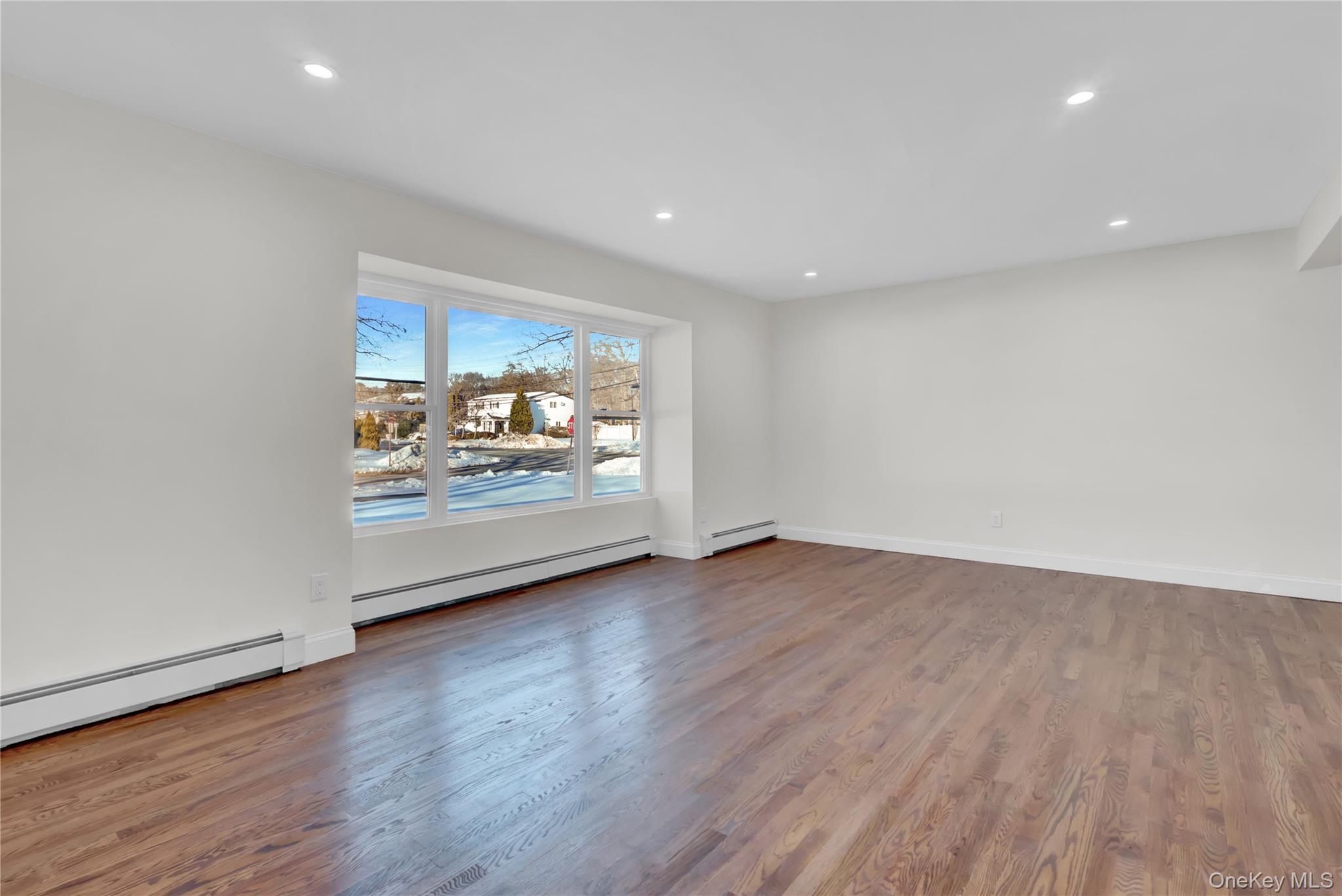 #4 photo, 2 Cheshire Drive, Farmingville , NY 11738