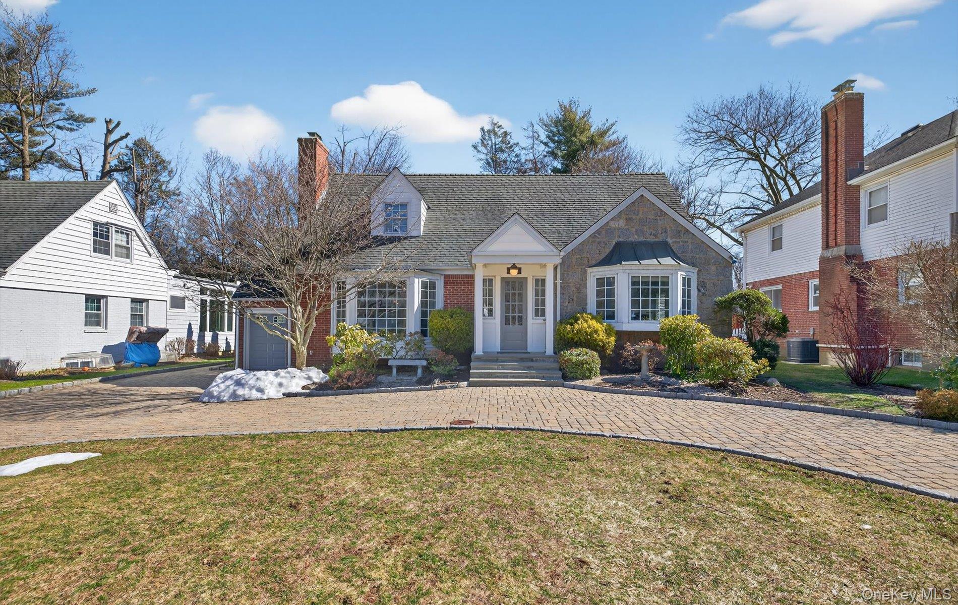 #1 photo, 3 N Avalon Road, ناسو Great Neck , NY 11021