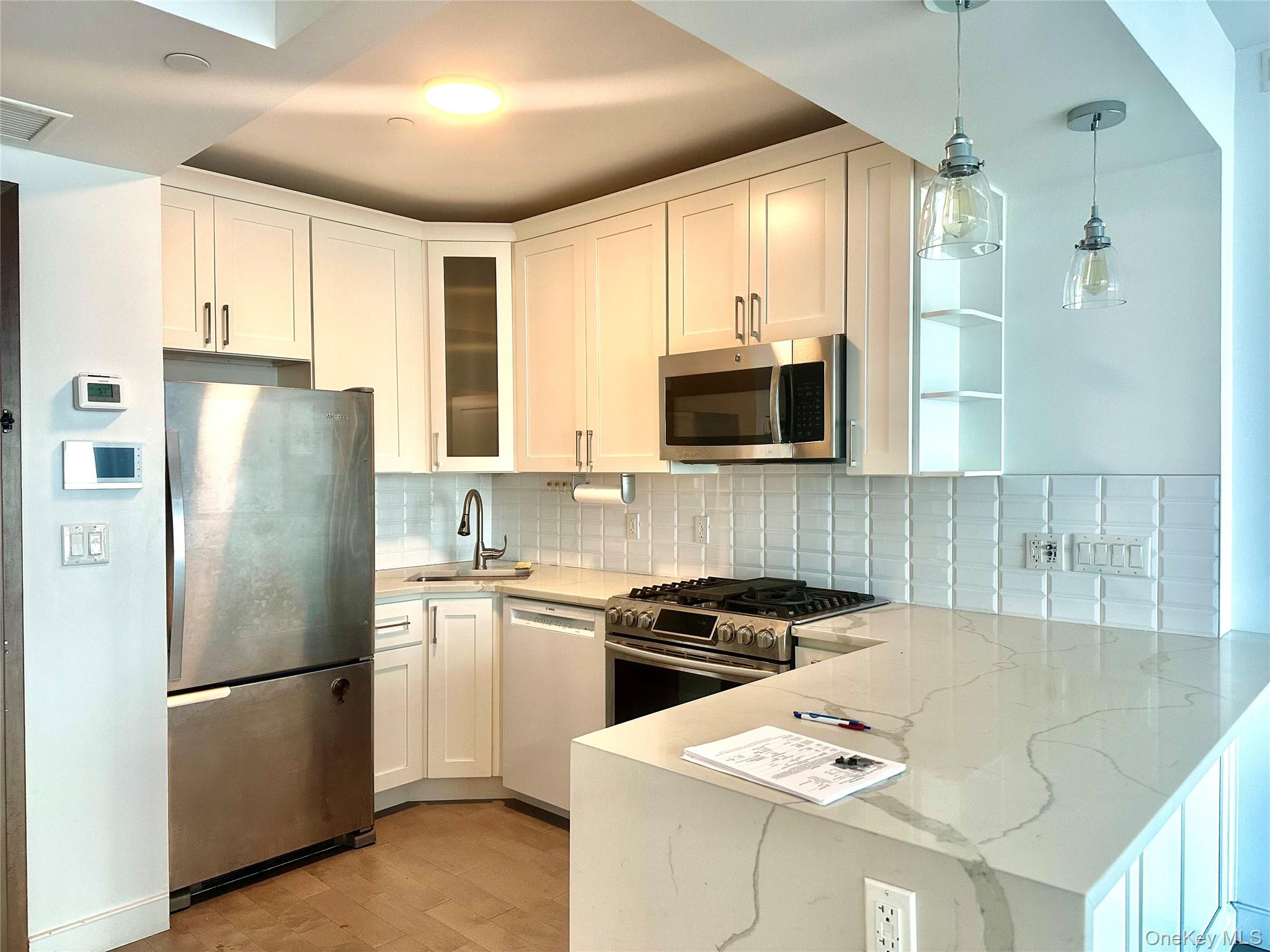 #3 photo, 4104 27th Street, 皇后区 Long Island City , NY 11101