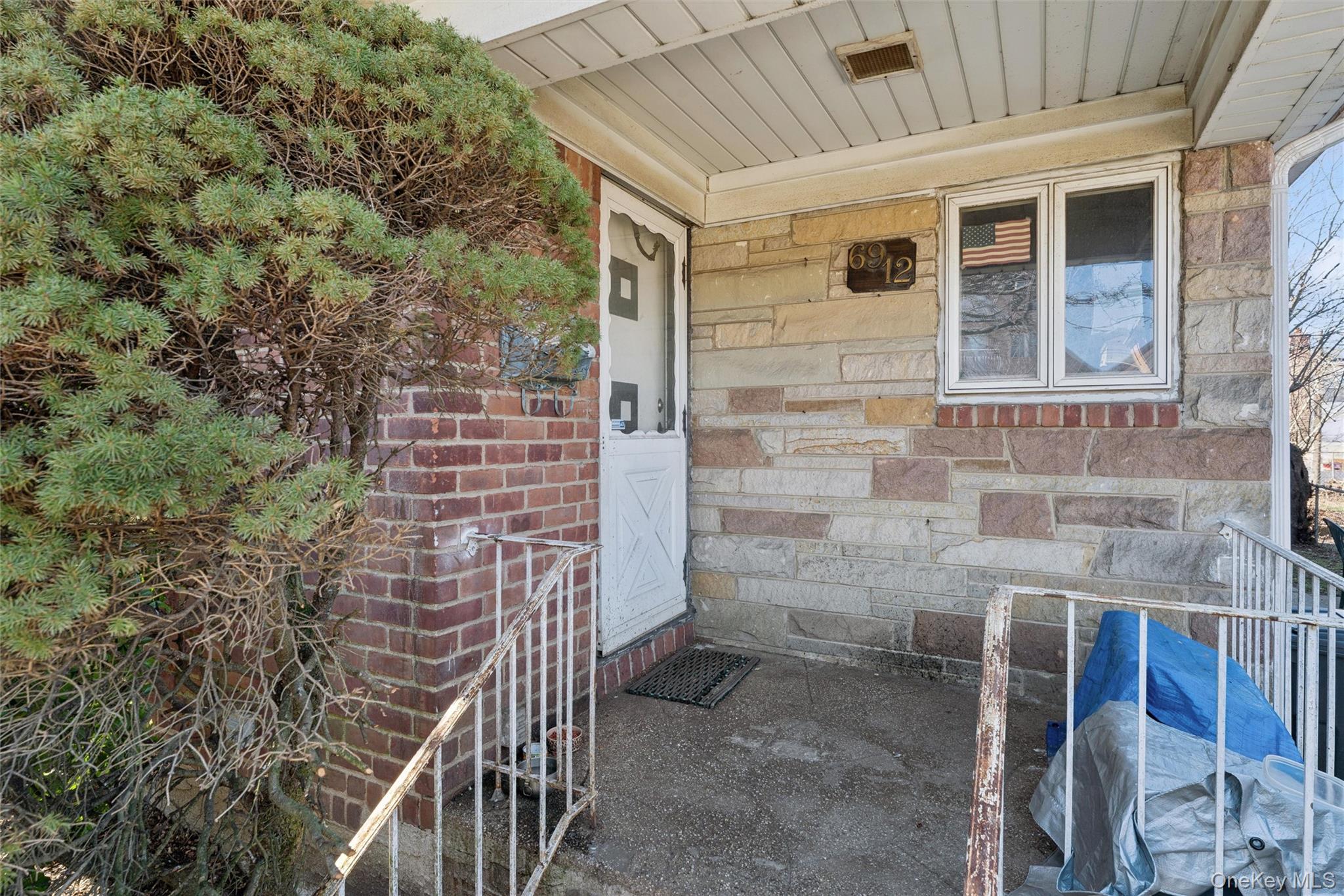 #3 photo, 6912 Cloverdale Boulevard, Oakland Gardens , NY 11364