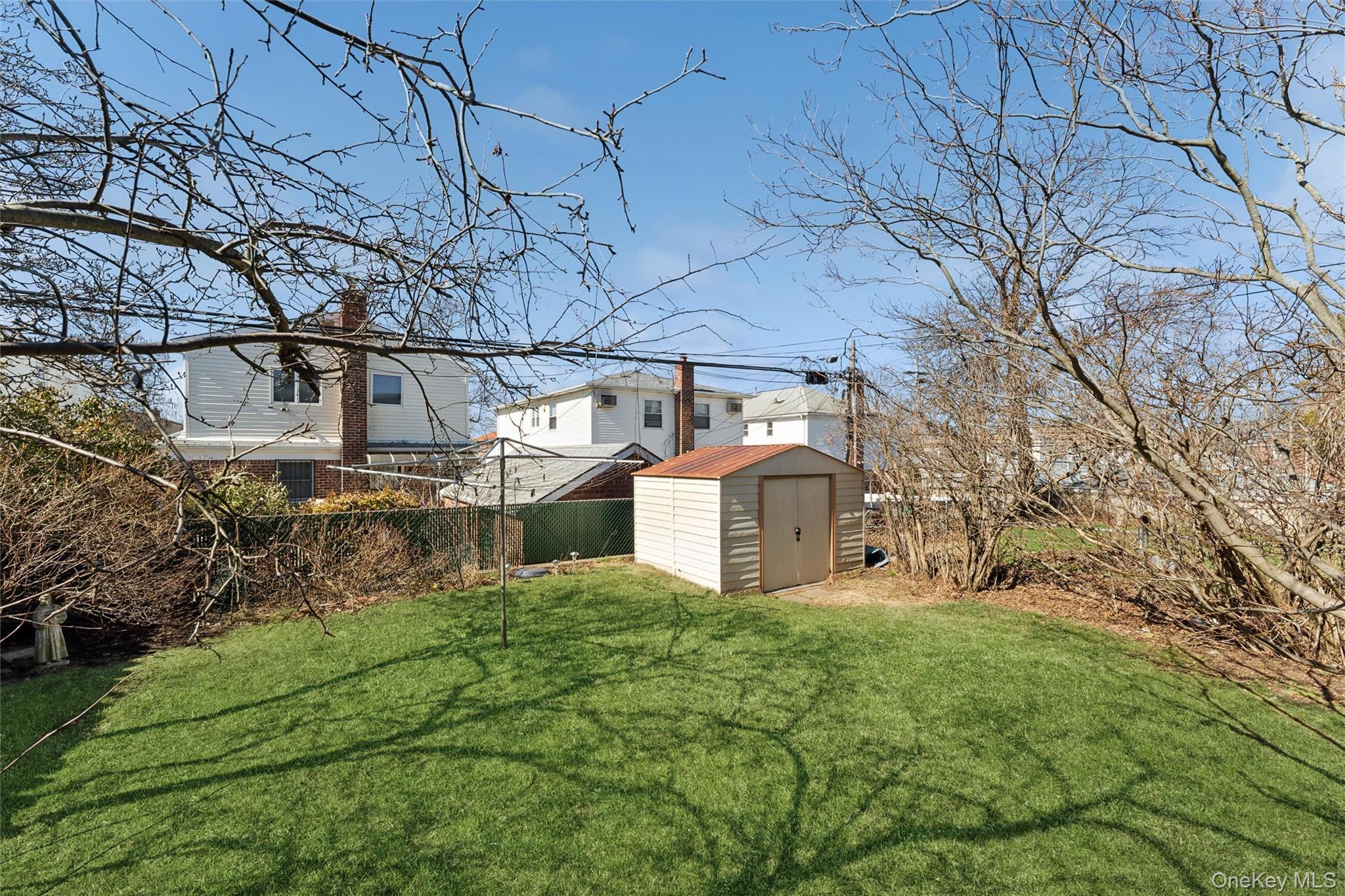 #7 photo, 6912 Cloverdale Boulevard, Oakland Gardens , NY 11364