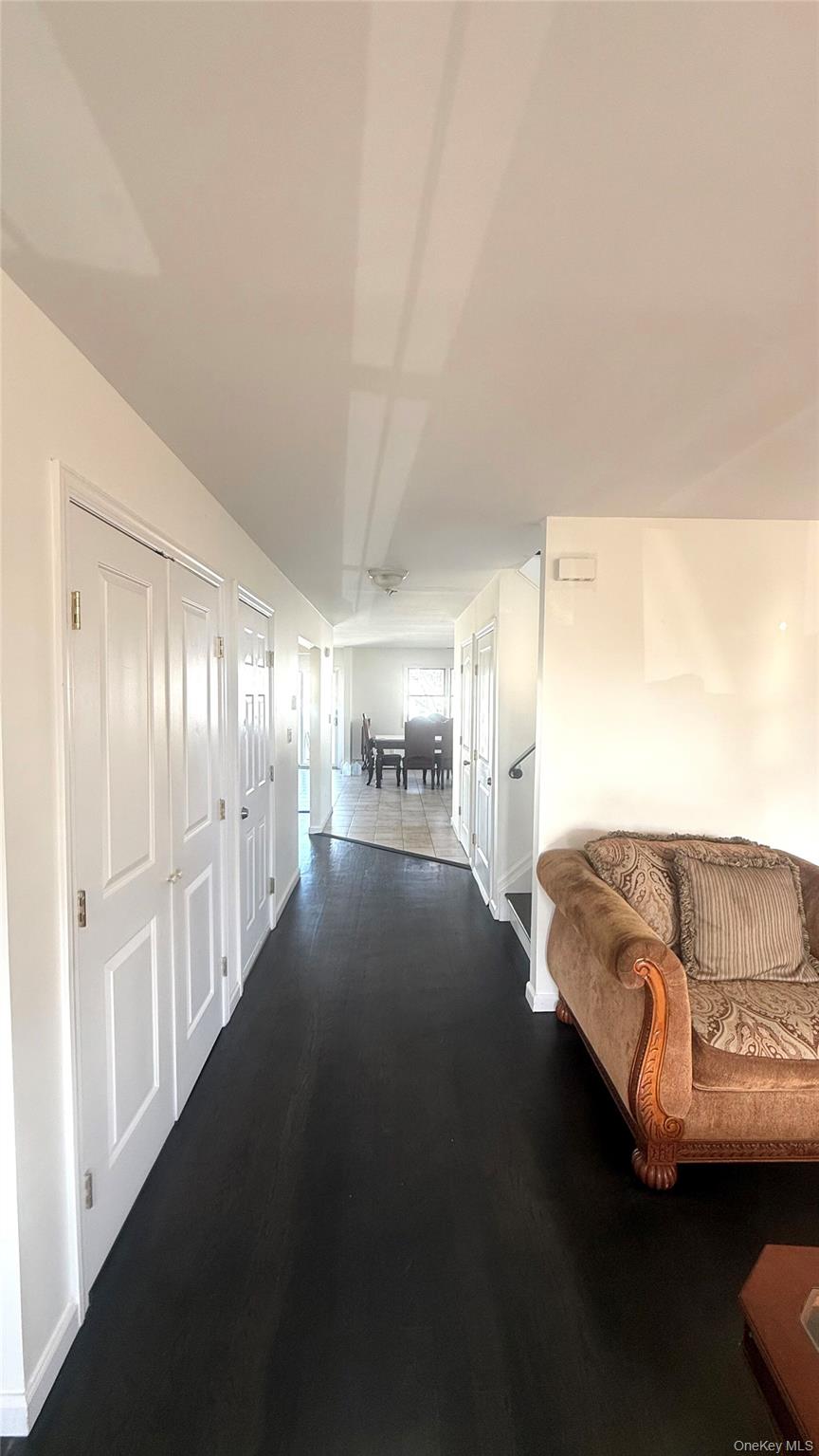 #3 photo, 1318 Post Avenue, ناسو Elmont , NY 11003