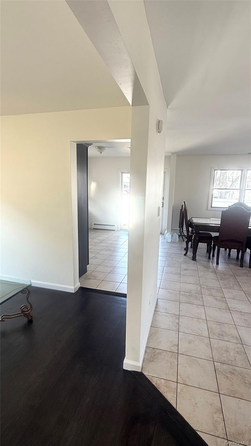 #4 photo, 1318 Post Avenue, ناسو Elmont , NY 11003