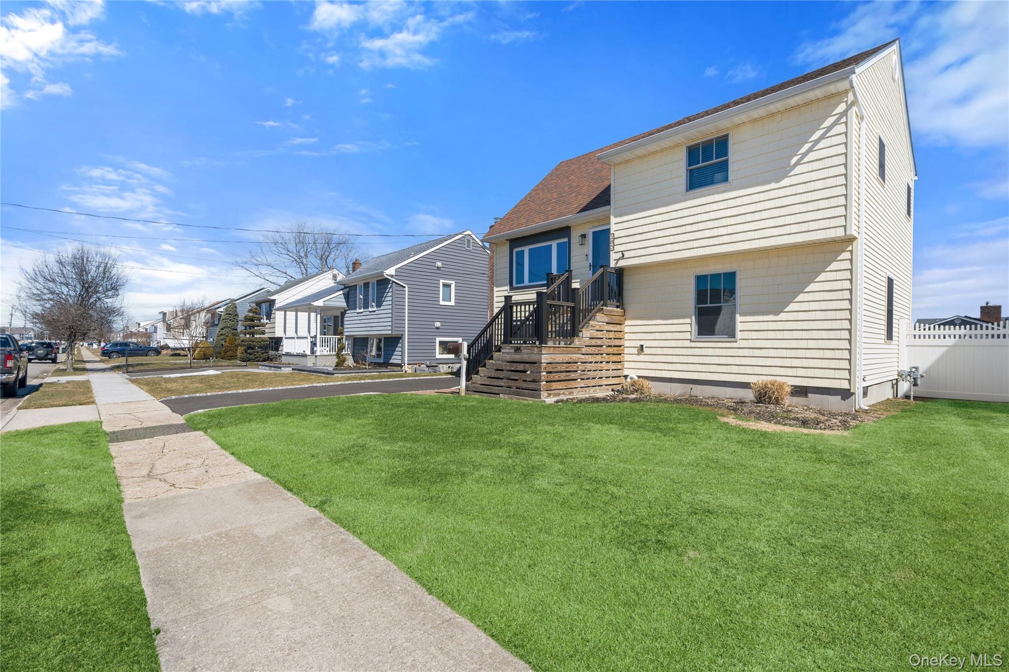 #3 photo, 185 East Drive, سوفولك Copiague , NY 11726