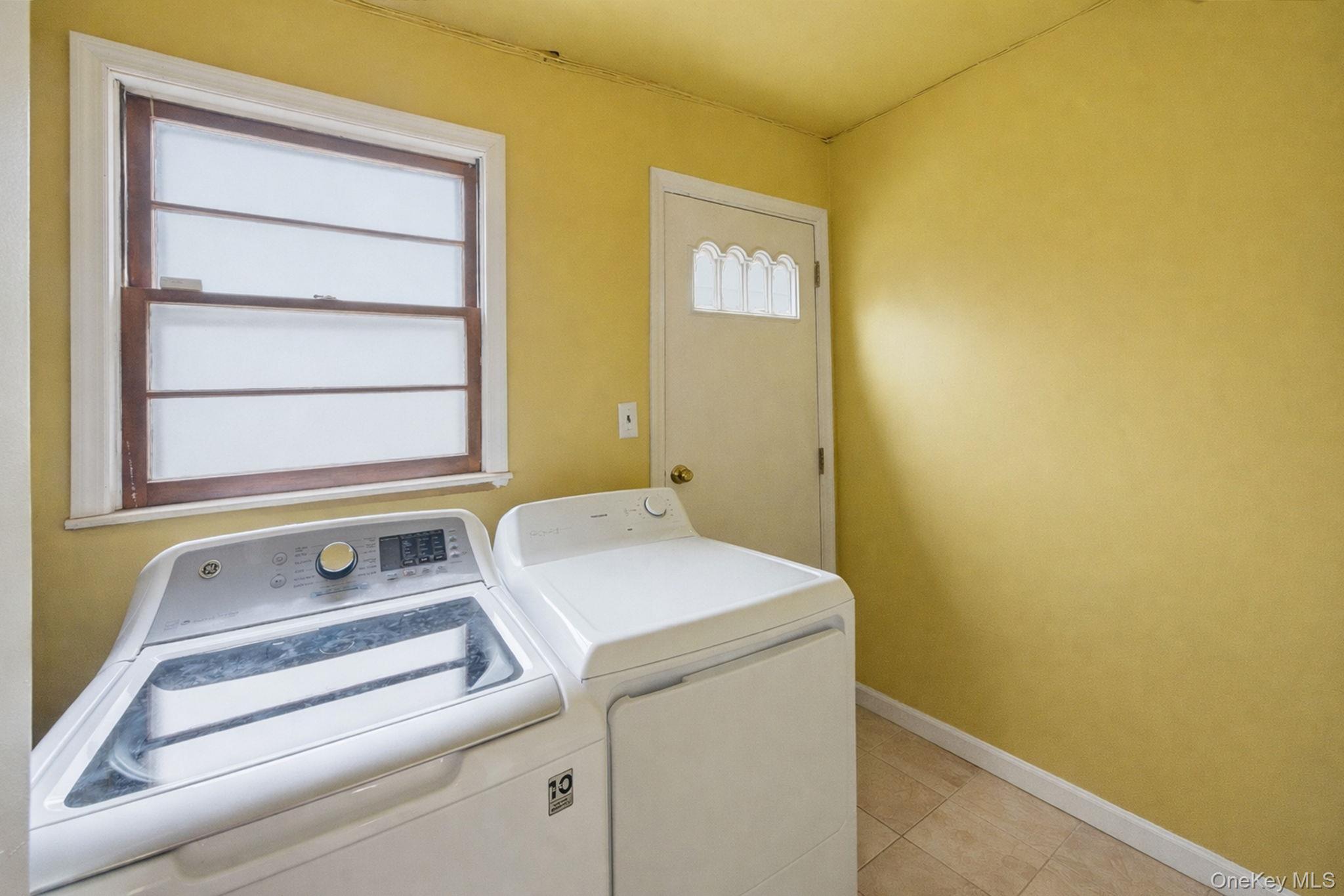 #20 photo, 818 Nicolls Road, سوفولك Deer Park , NY 11729