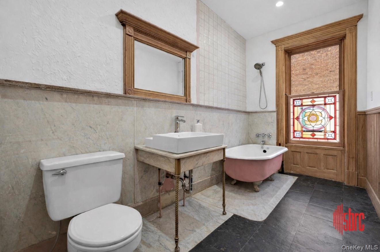 #7 photo, 1191 Dean Street, Бруклин ‖ Brooklyn , NY 11216