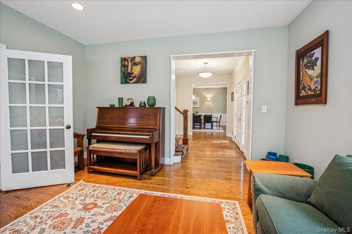 #8 photo, 24 Kent Avenue, Hastings-on-Hudson , NY 10706