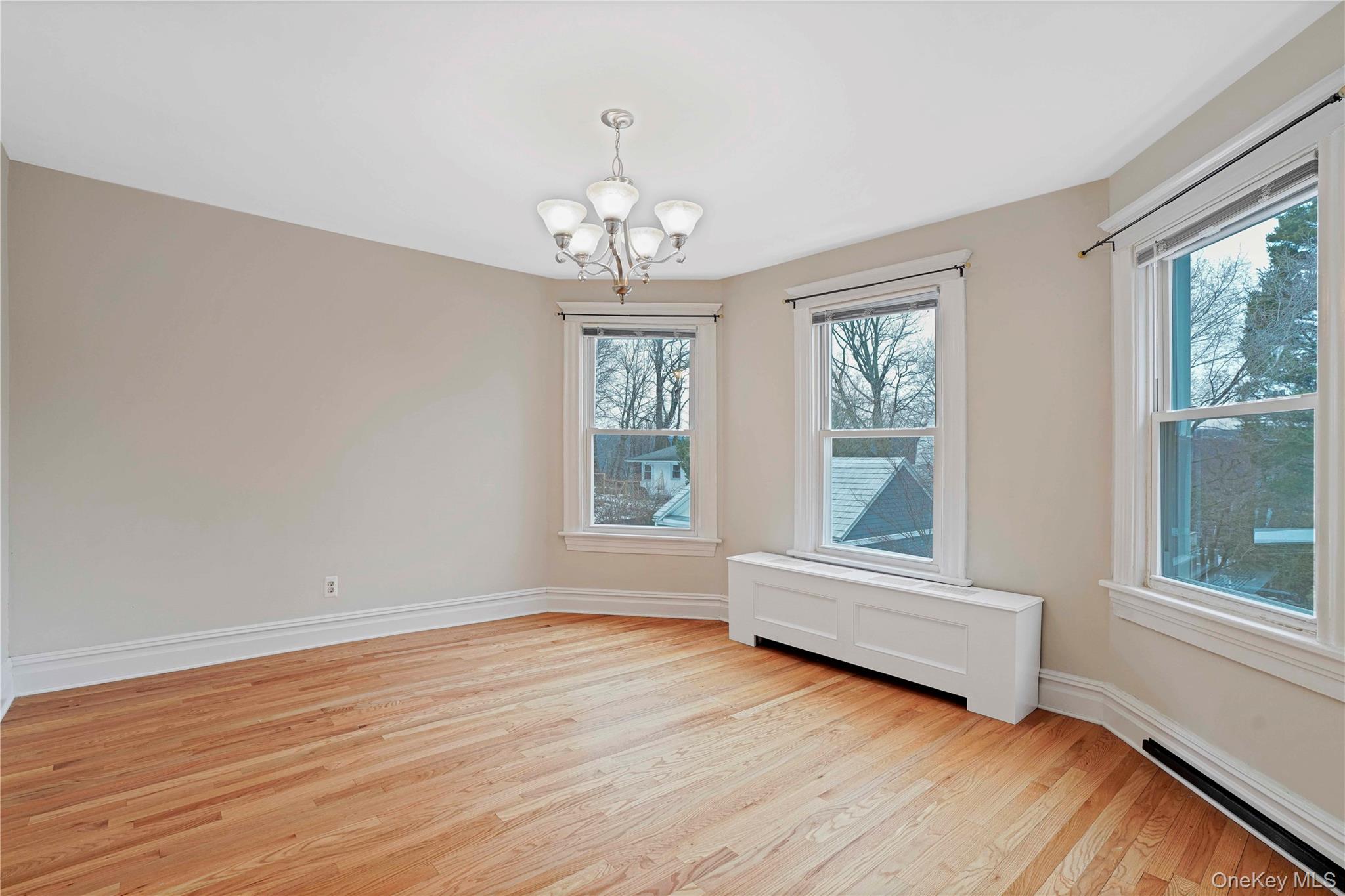 #4 photo, 206 New Broadway, Hastings-on-Hudson , NY 10706