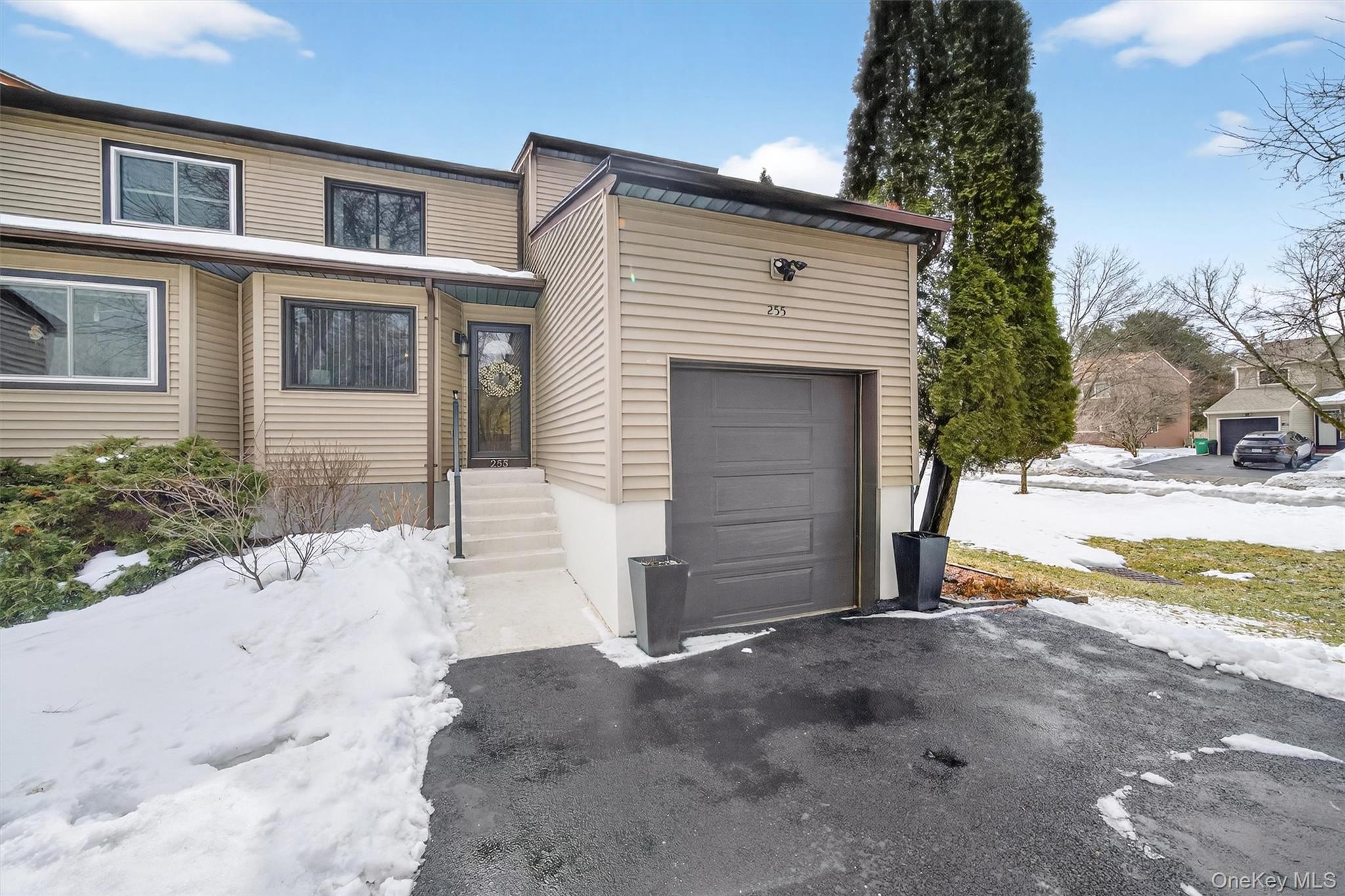 #1 photo, 255 Sterling Place, Highland , NY 12528