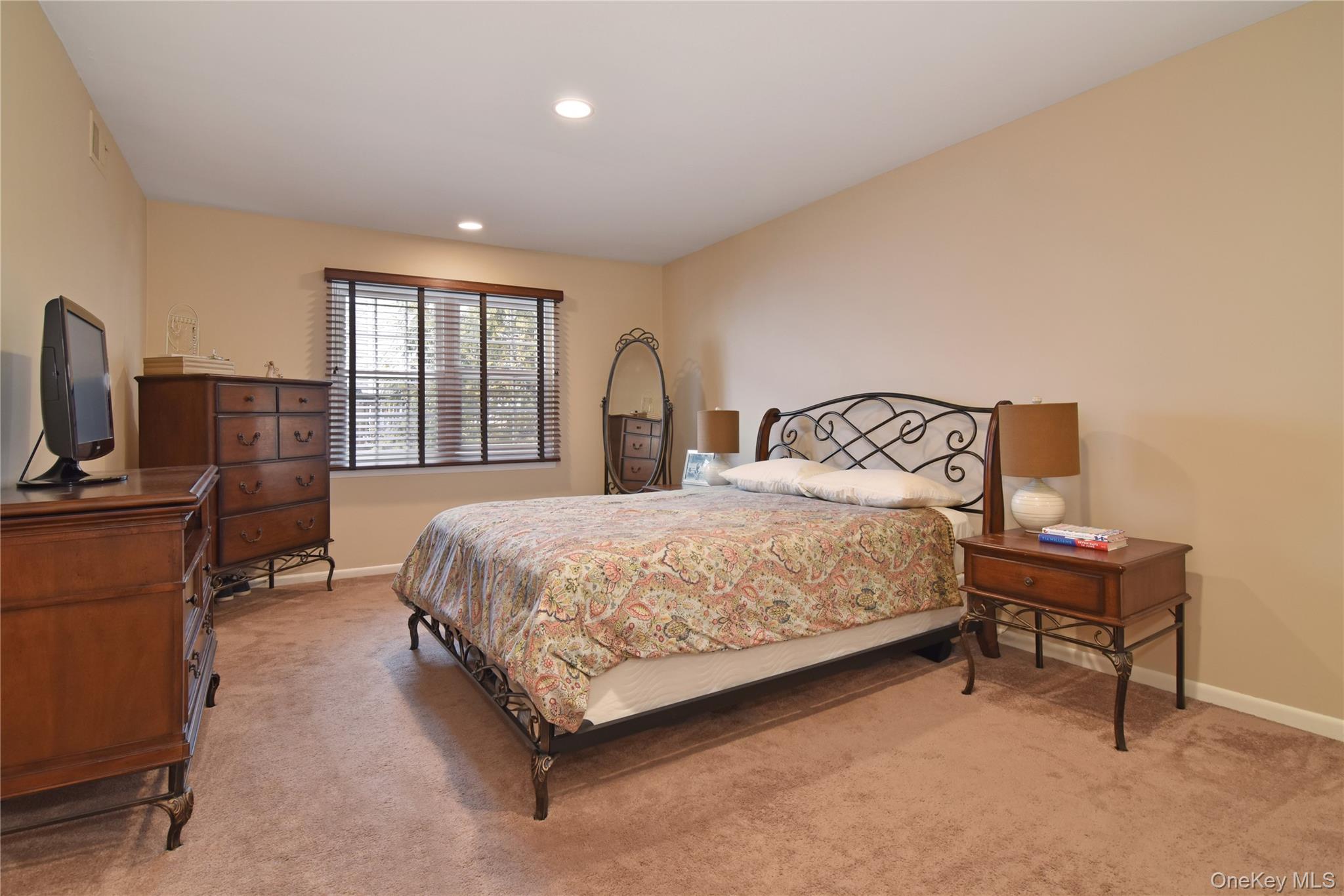 #11 photo, 163 Carrollwood Drive, Tarrytown , NY 10591