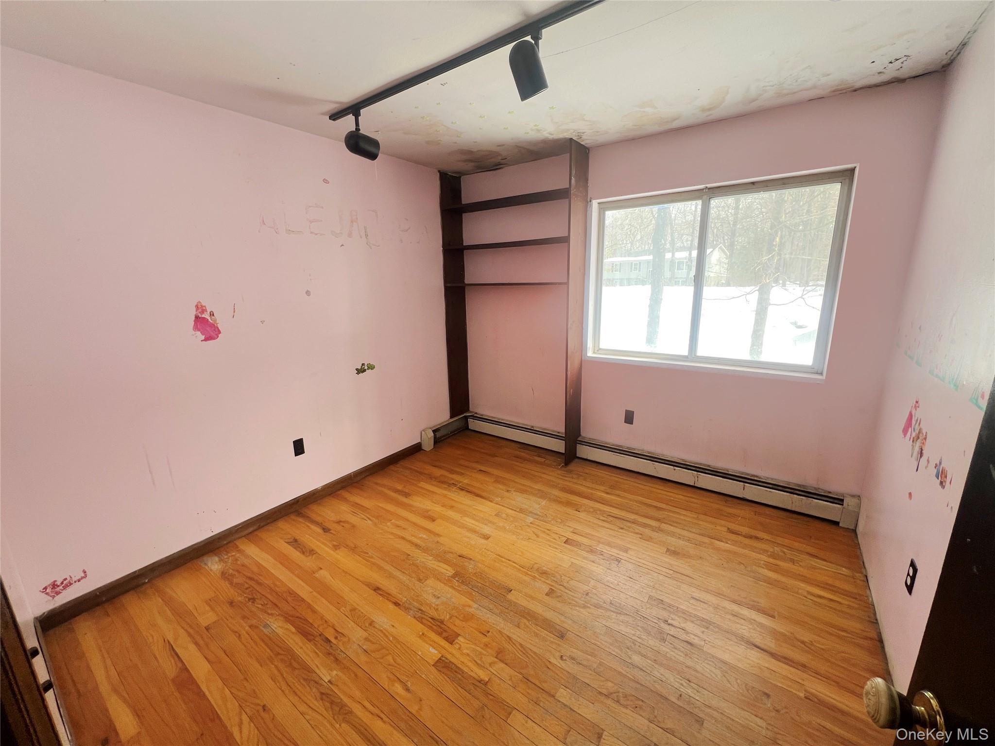 #9 photo, 6 Vanessa Lane, 뉴욕주 Staatsburg , NY 12580