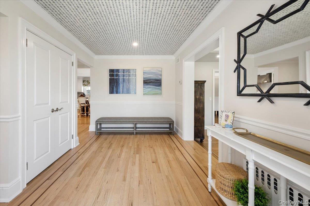 #6 photo, 31 Priory Lane, Pelham , NY 10803