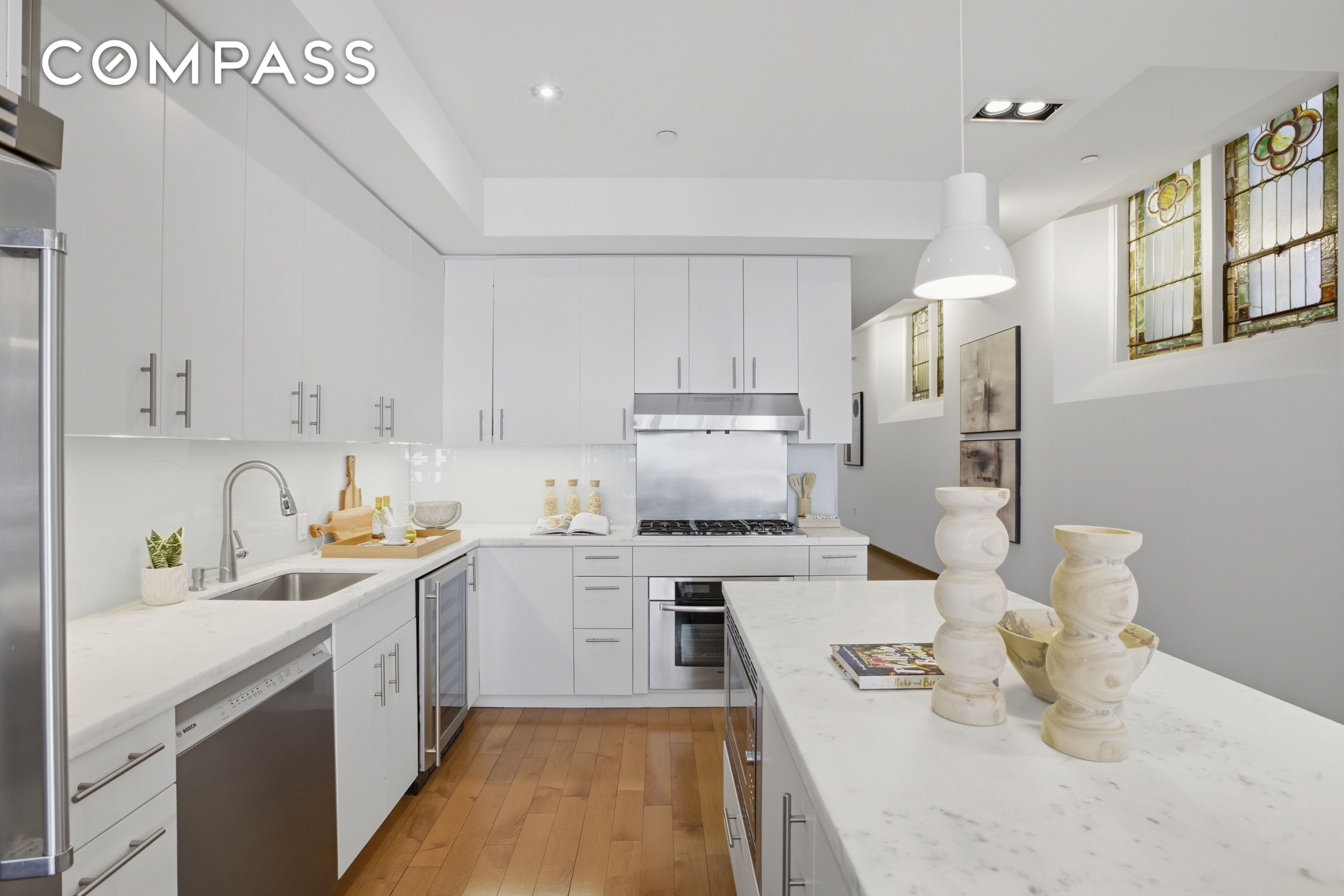 #10 photo, 135 W 4th Street, Greenwich Village , NY 10012